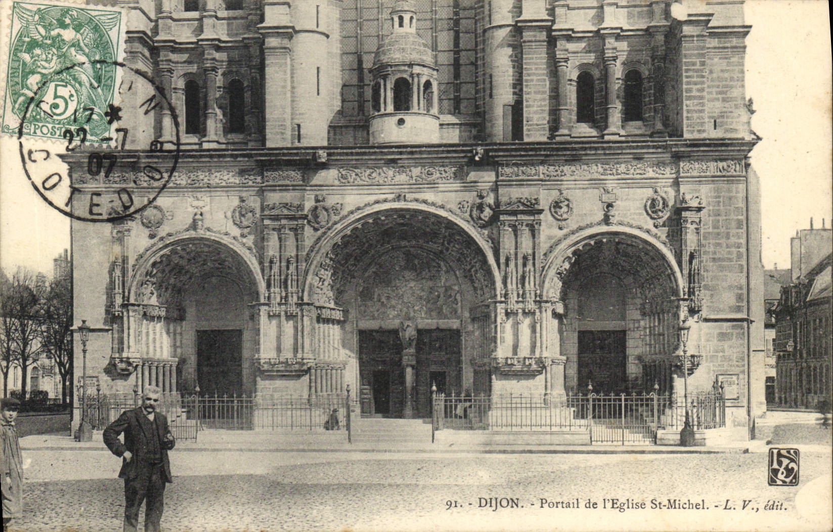 CPA Dijon portail de l'eglise St Michel 