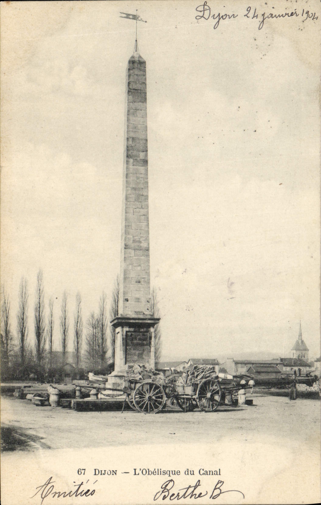 CPA Dijon l'Obelisque du Canal 