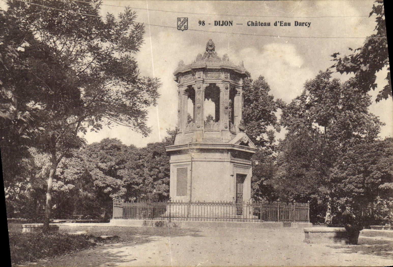 CPA Dijon chateau d'Eau Darcy 