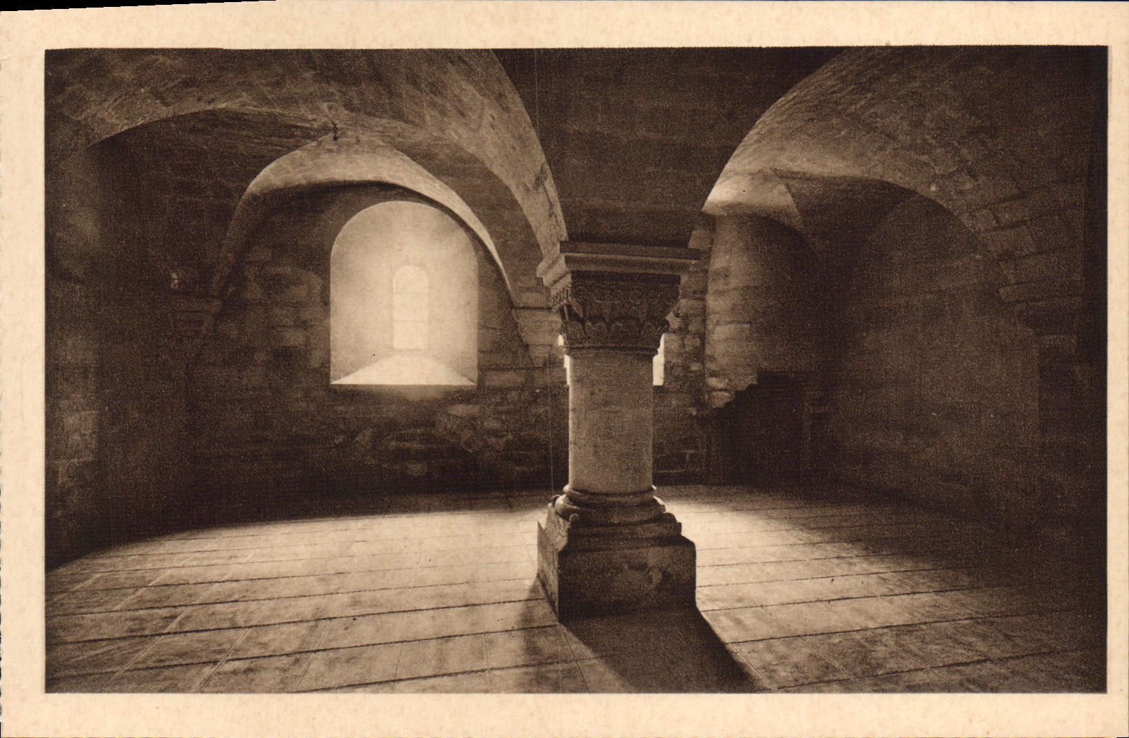 CPA Abbaye de Senanque Gordes Vaucluse Scriptorium XII siecle
