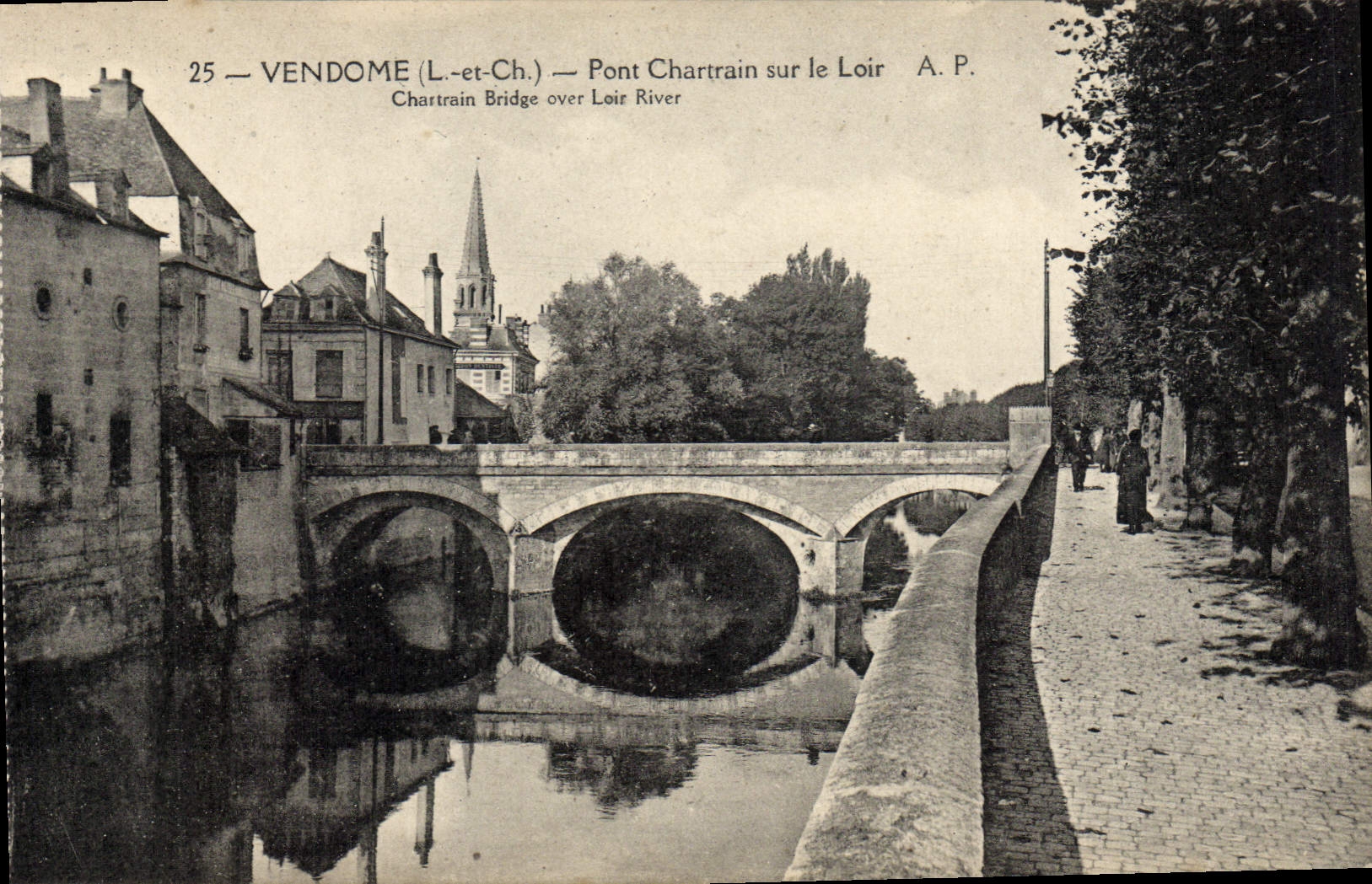 CPA Vendome L et Ch pont Chartrain sur le Loir 