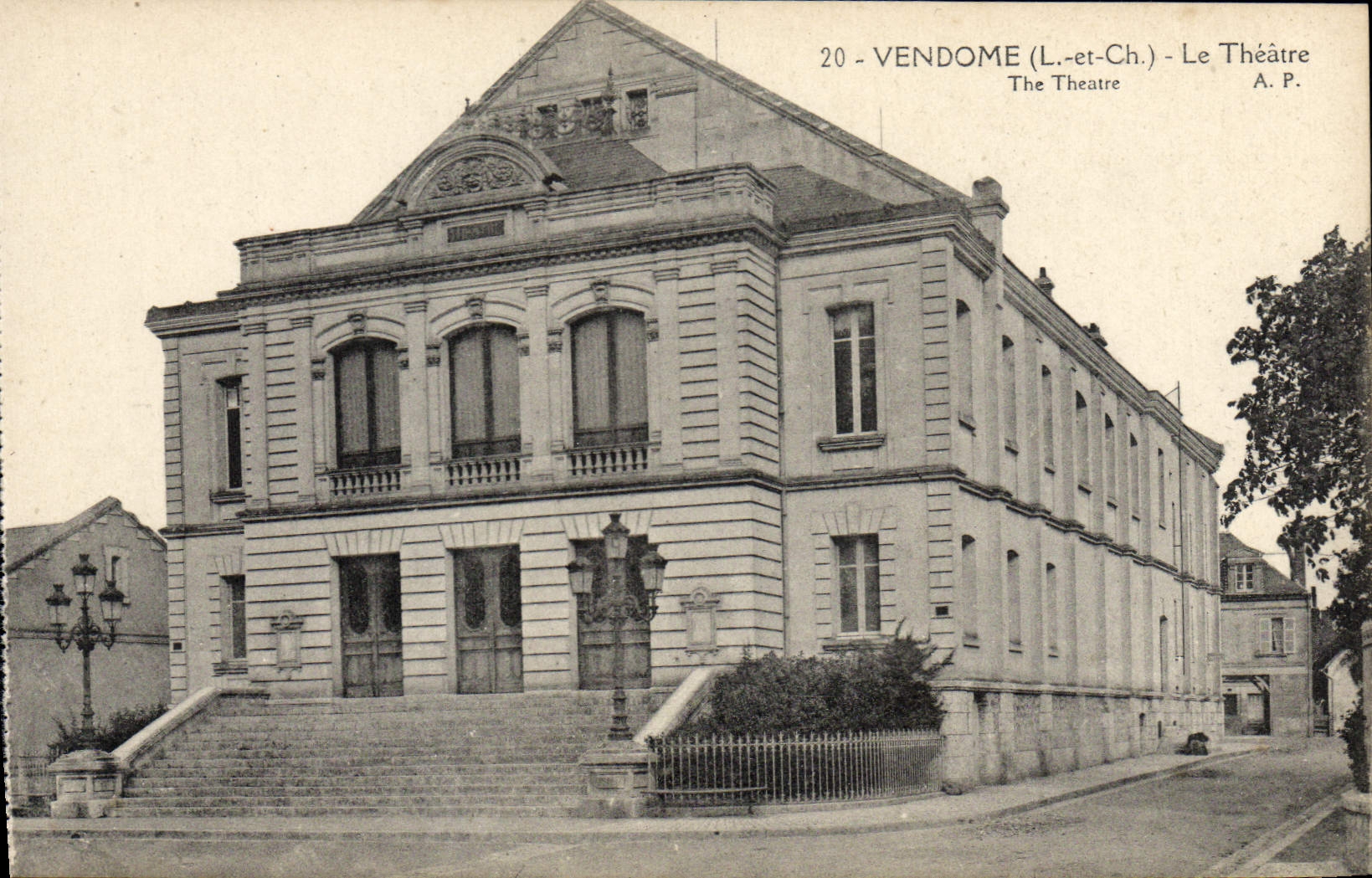 CPA Vendome L et Ch le Theatre 