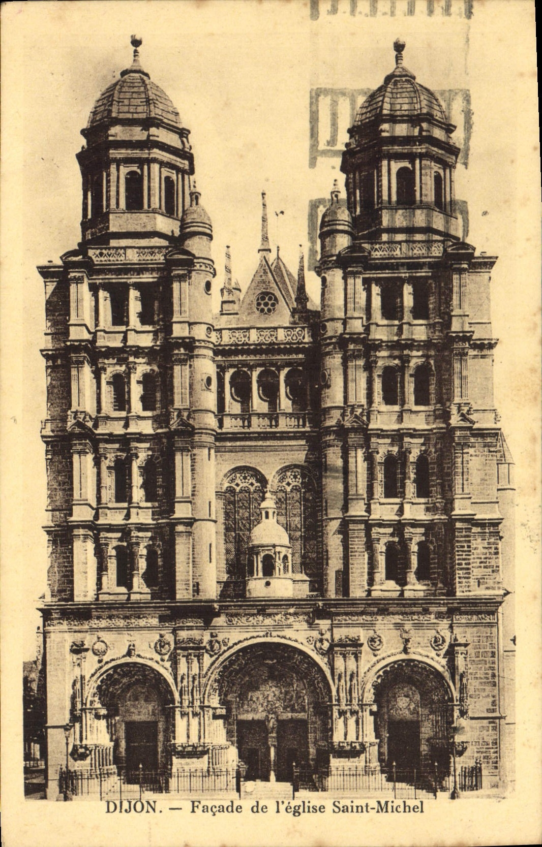 CPA Dijon facade de l'eglise Saint Michel