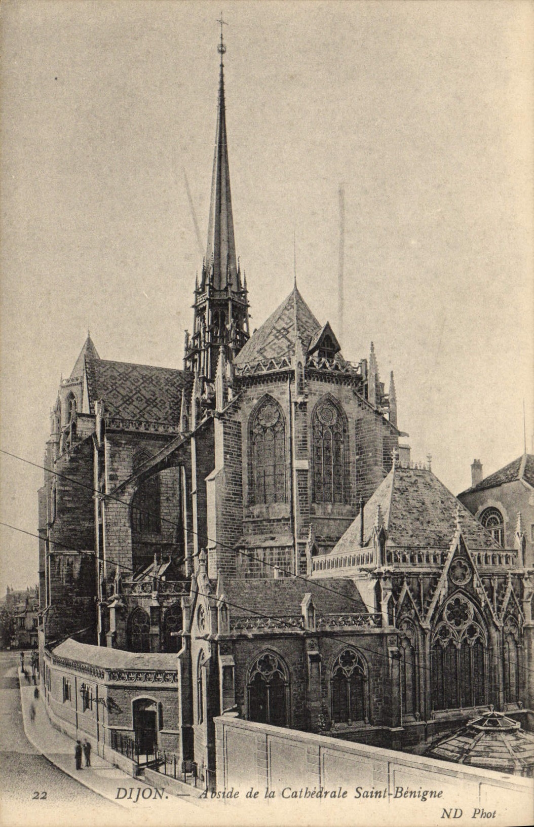 CPA Dijon Abside de la cathedrale Saint Benigne 