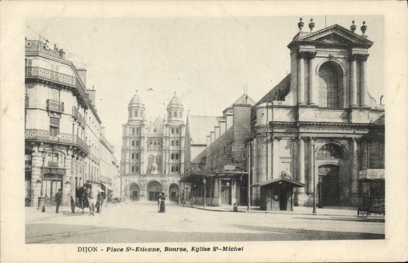CPA Dijon Place St Etienne Bourse Eglise St Michel 