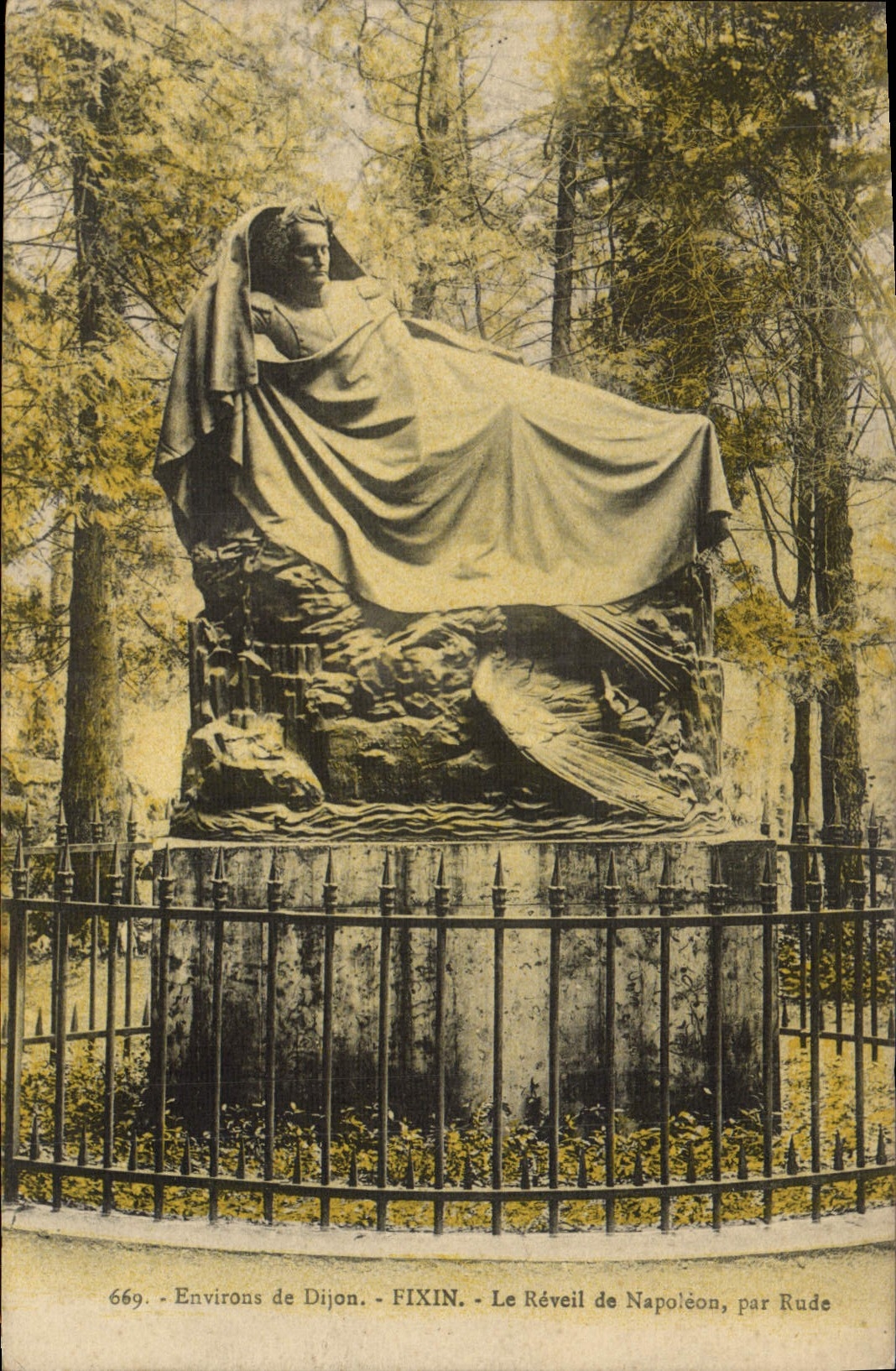 CPA Environs de Dijon Fixin le reveil de Napoleon par Rude