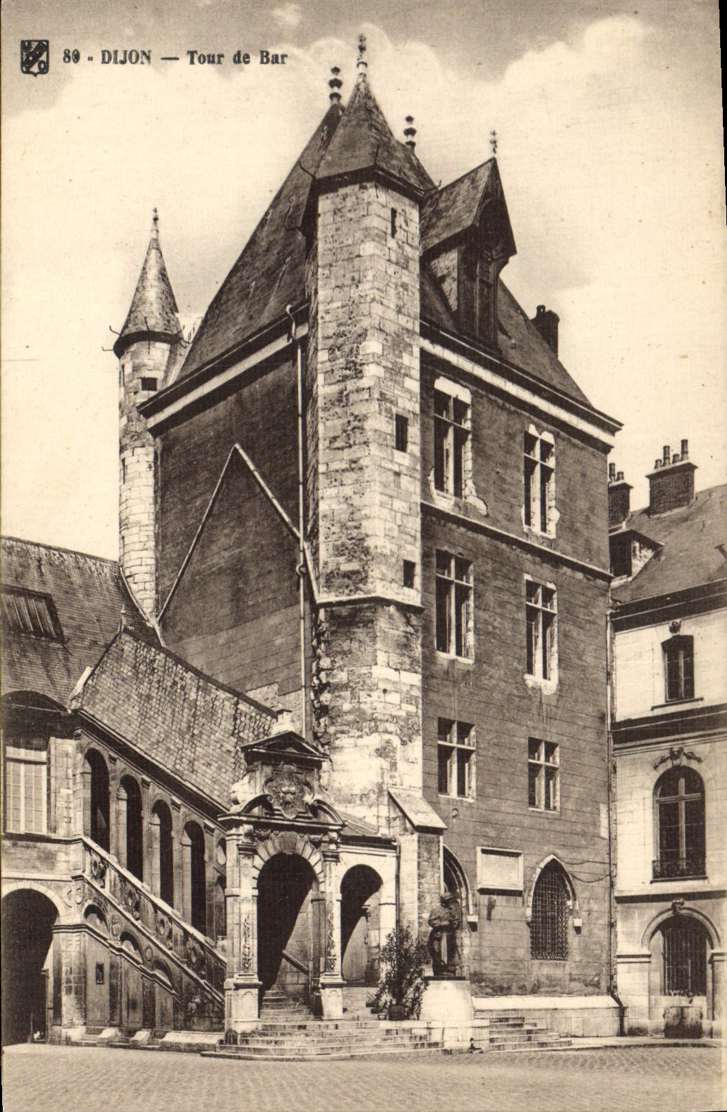 CPA Dijon tour de Bar 