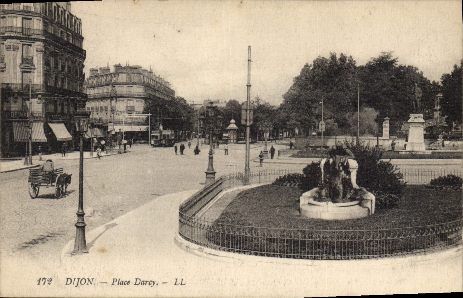 CPA Dijon place Darcy 