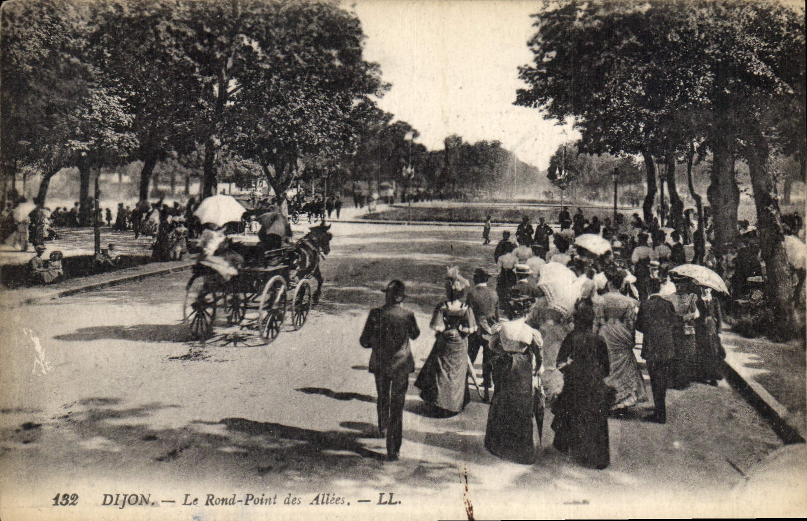 CPA Dijon le Rond Pont des Allees 