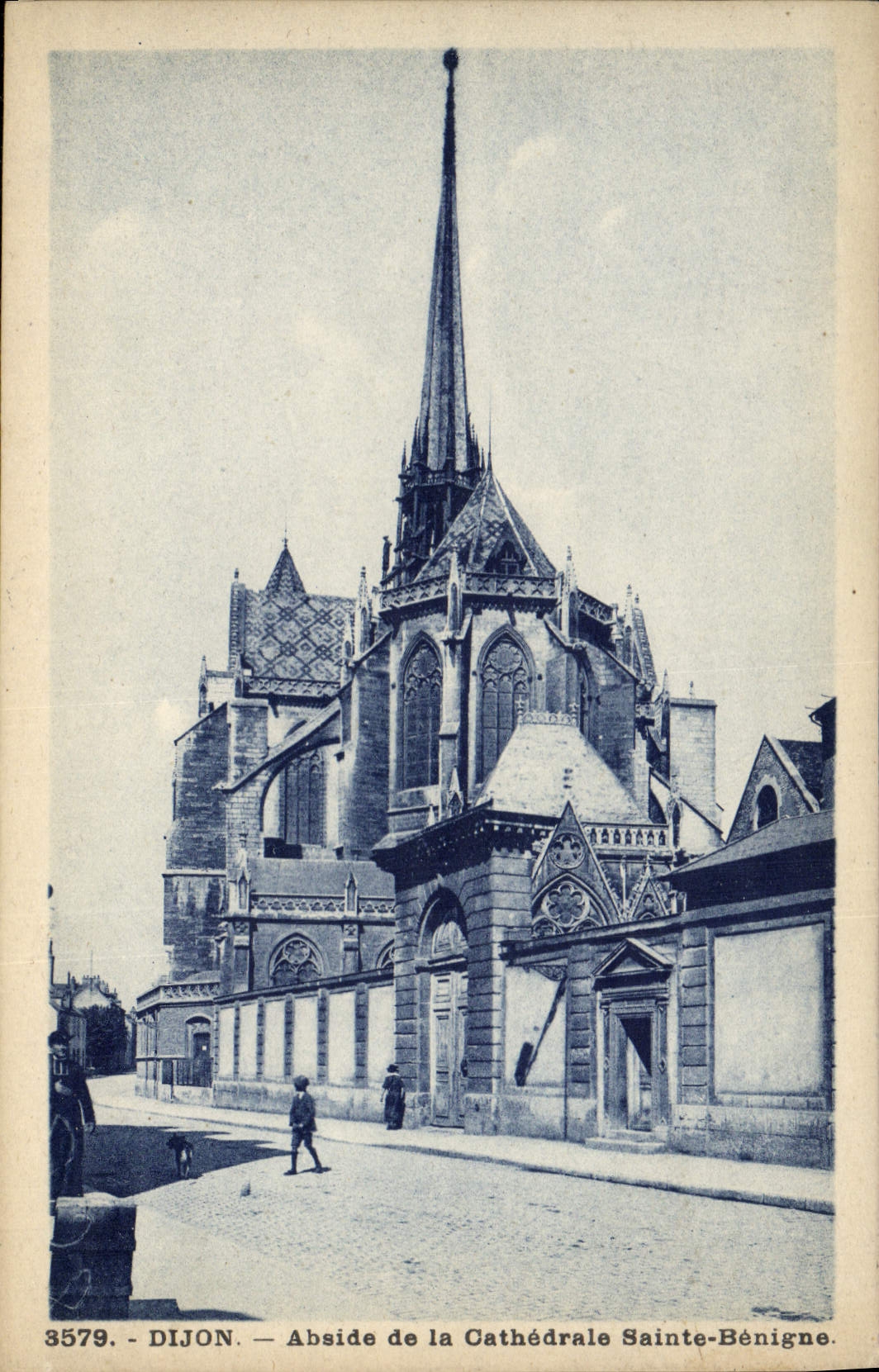 CPA Dijon Abside de la cathedrale Sainte Benigne 