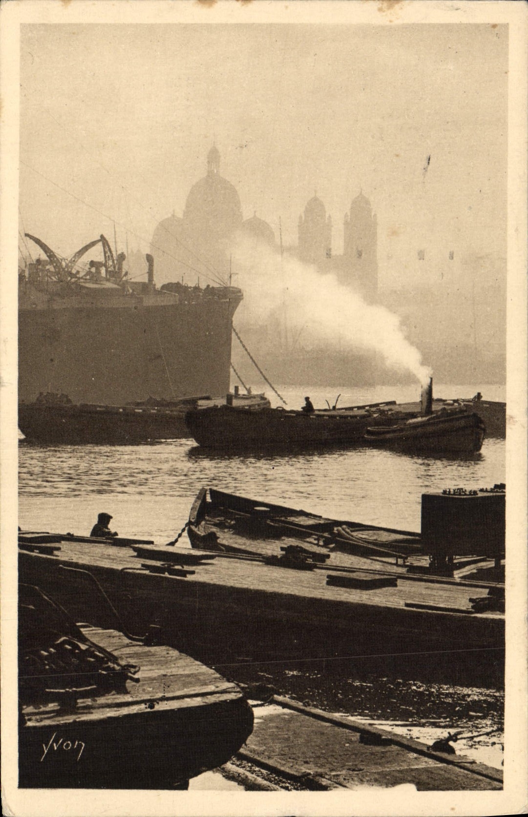 CPA Marseille Bouches du Rhone un coin du port de la Joliette
