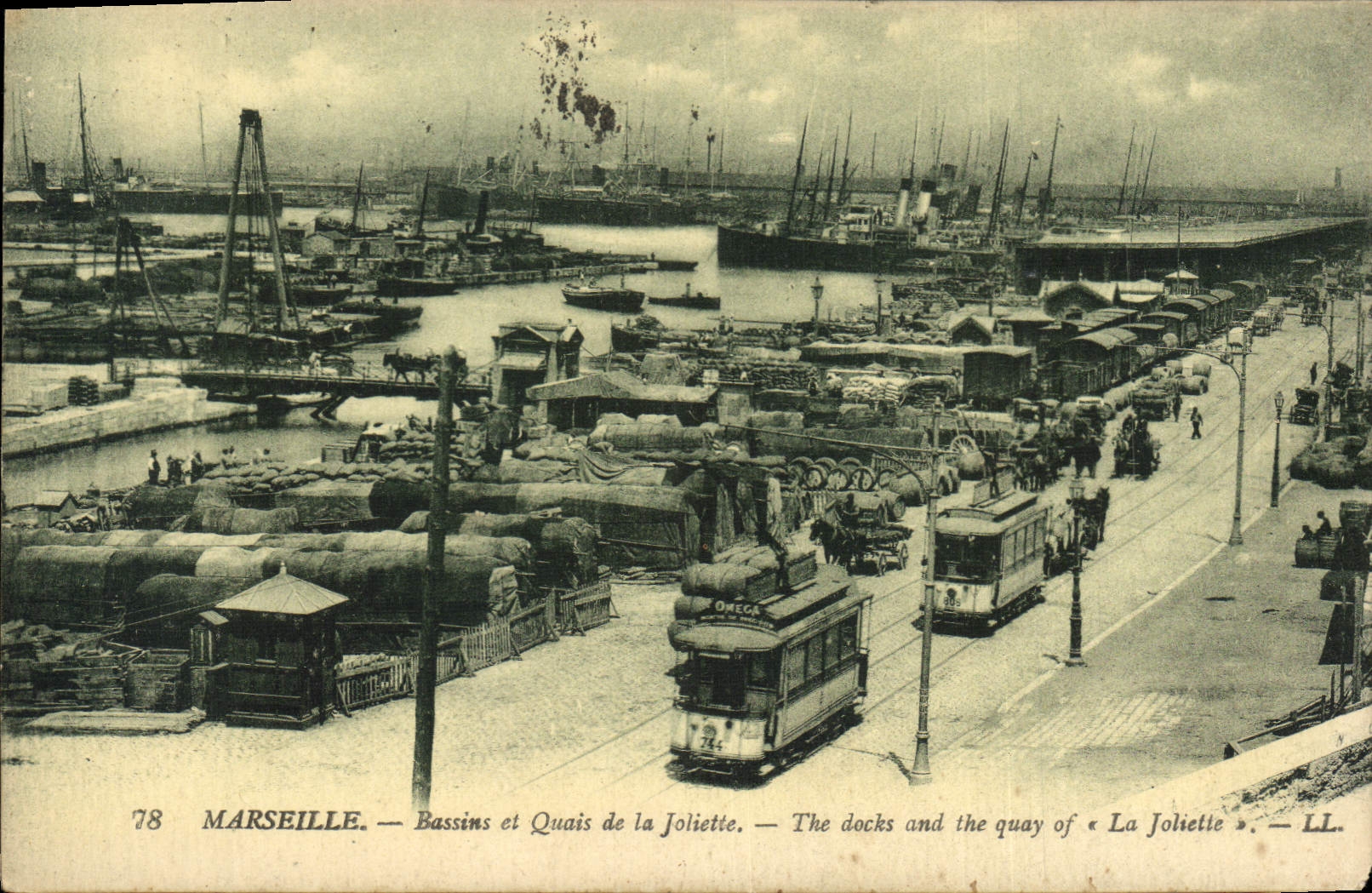 CPA Marseille Bassins et Quais de la Joliette