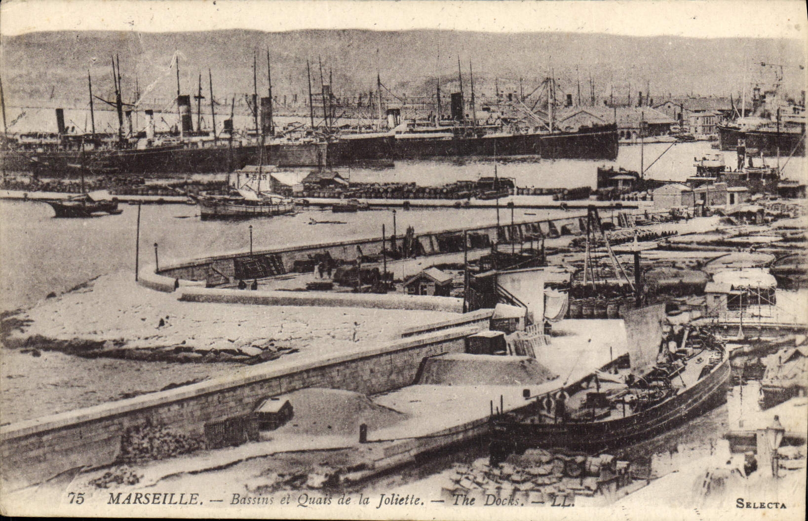 CPA Marseille Bassins et Quais de la Joliette