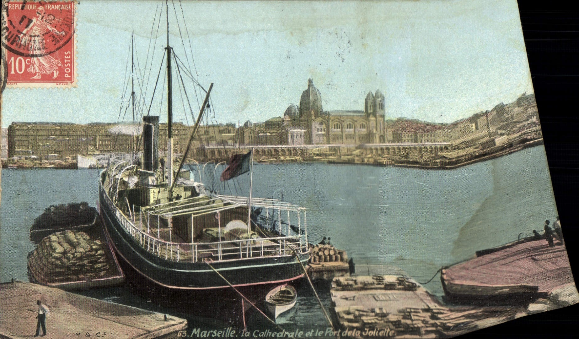 CPA Marseille la cathedrale et le port de la Joliette