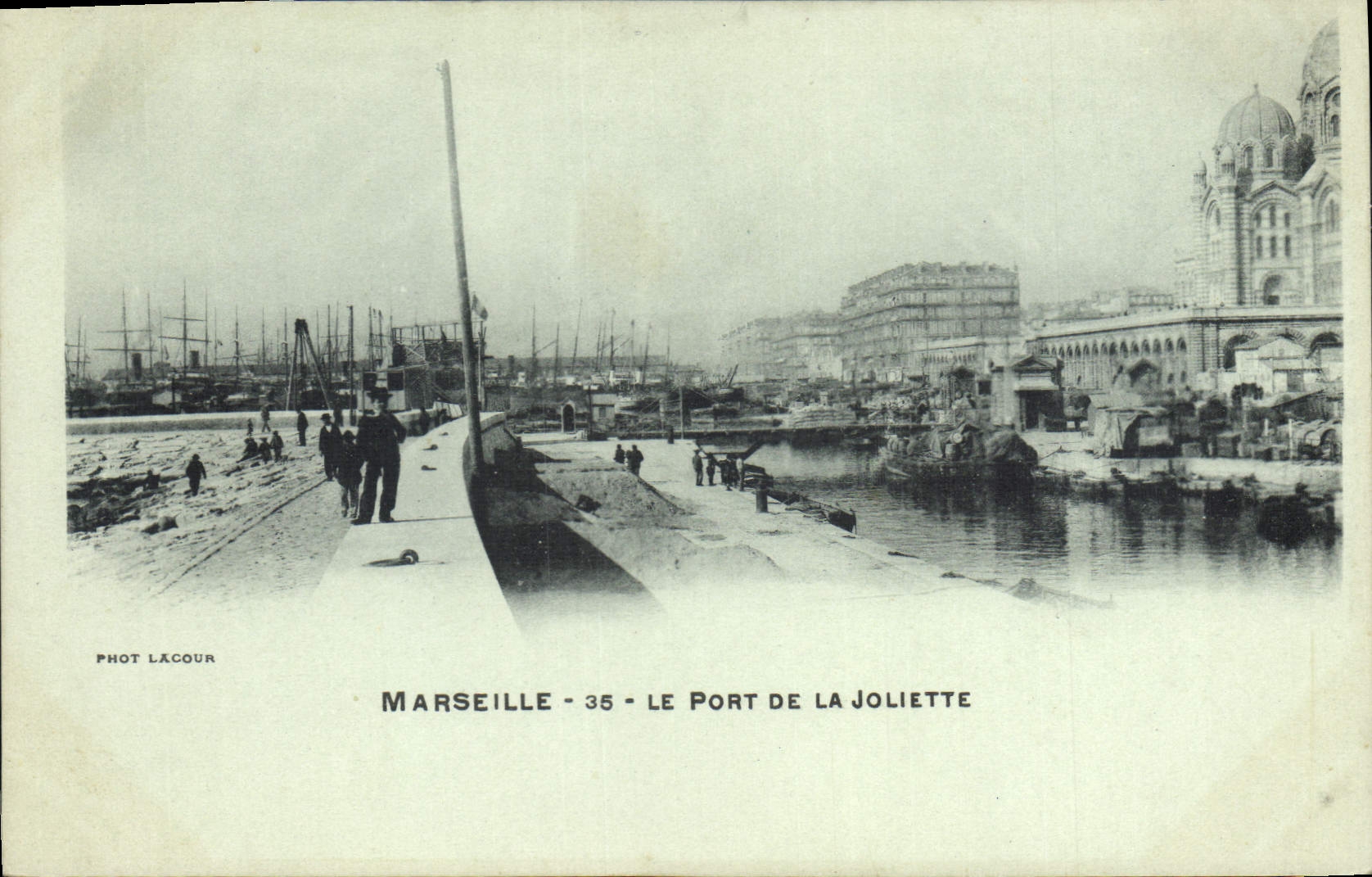 CPA Marseille le port de la Joliette