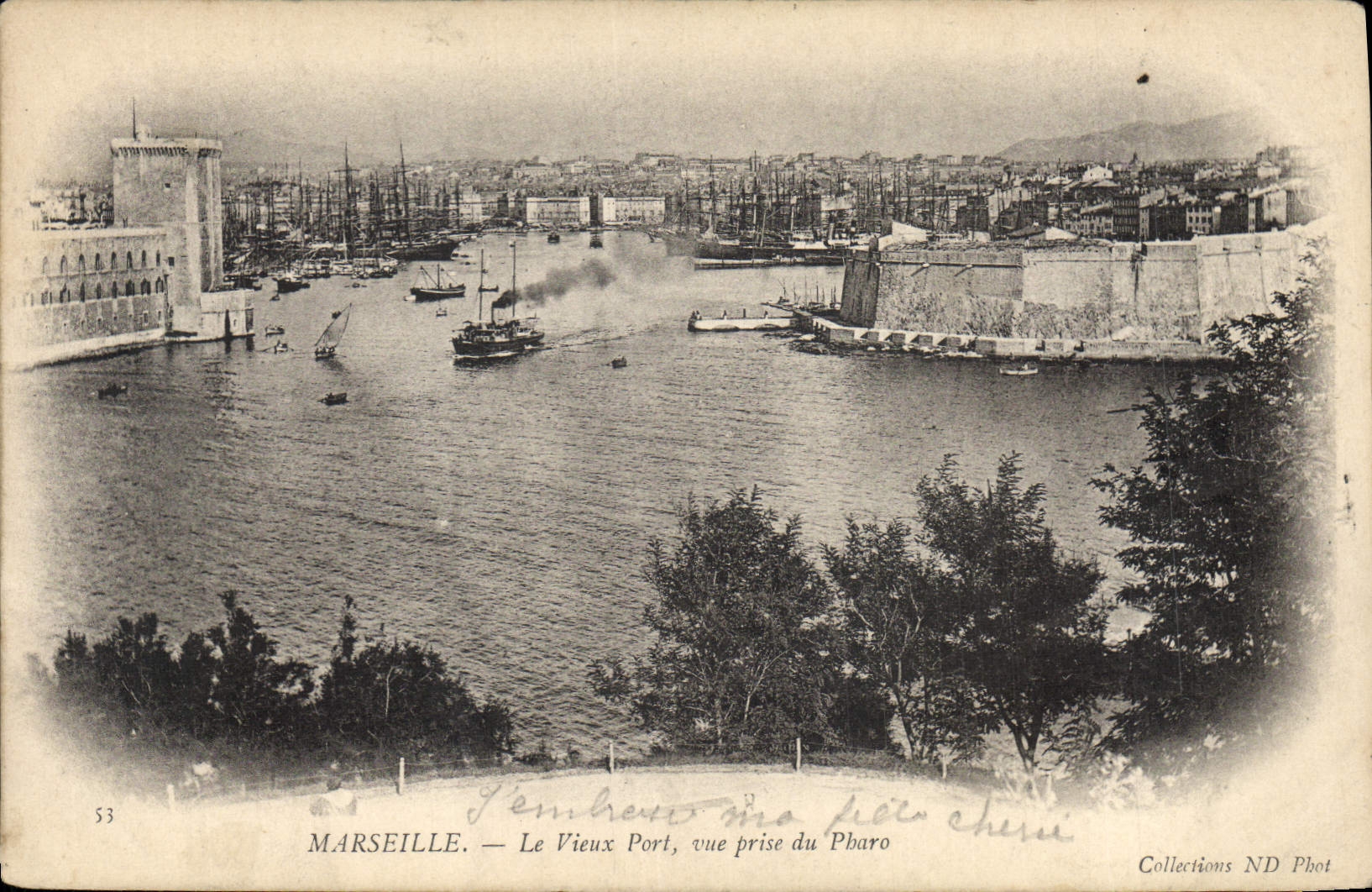 CPA Marseille le Vieux port vue prise du Pharo