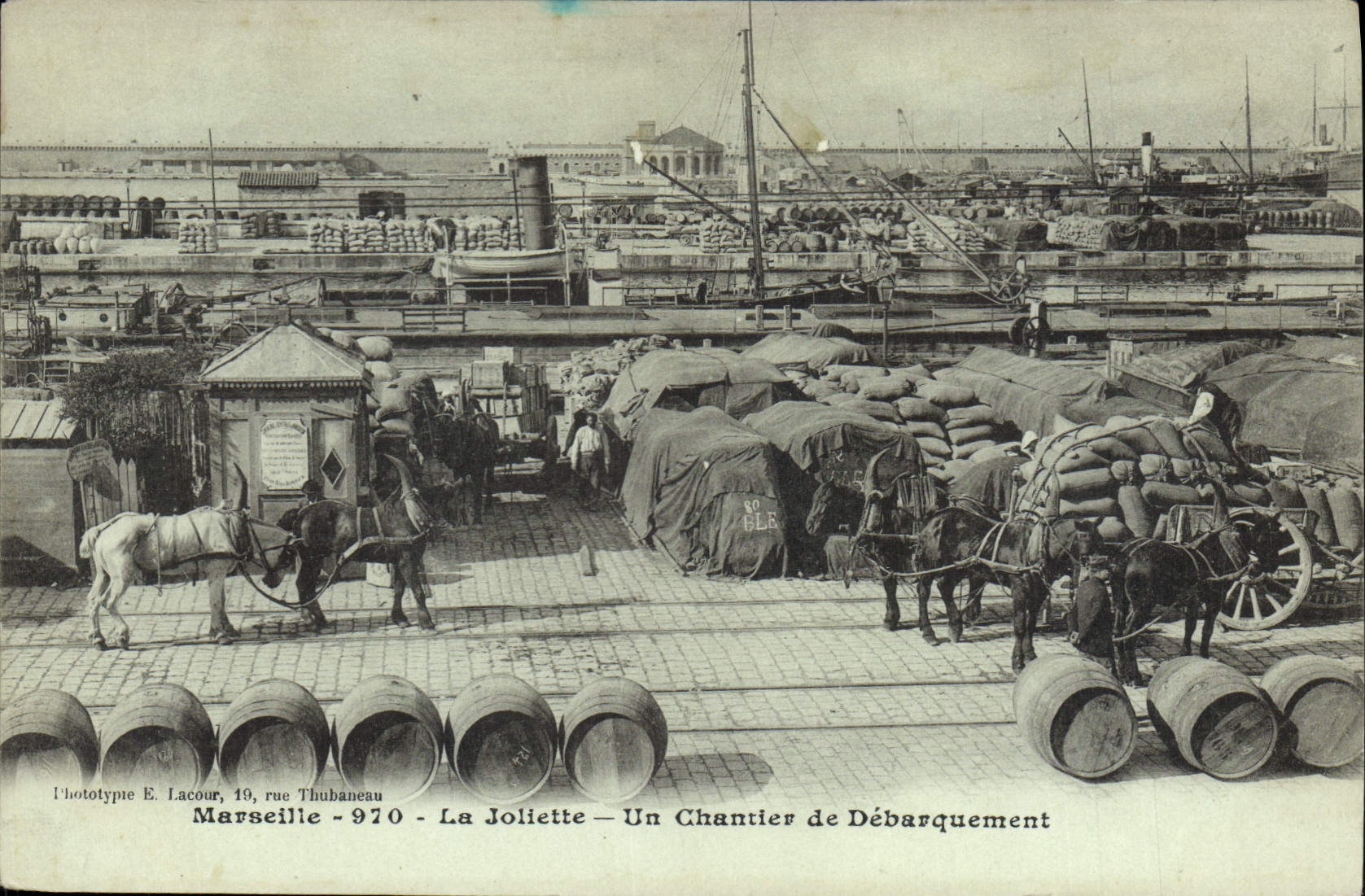 CPA Marseille la Joliette un Chantier de Debarquement