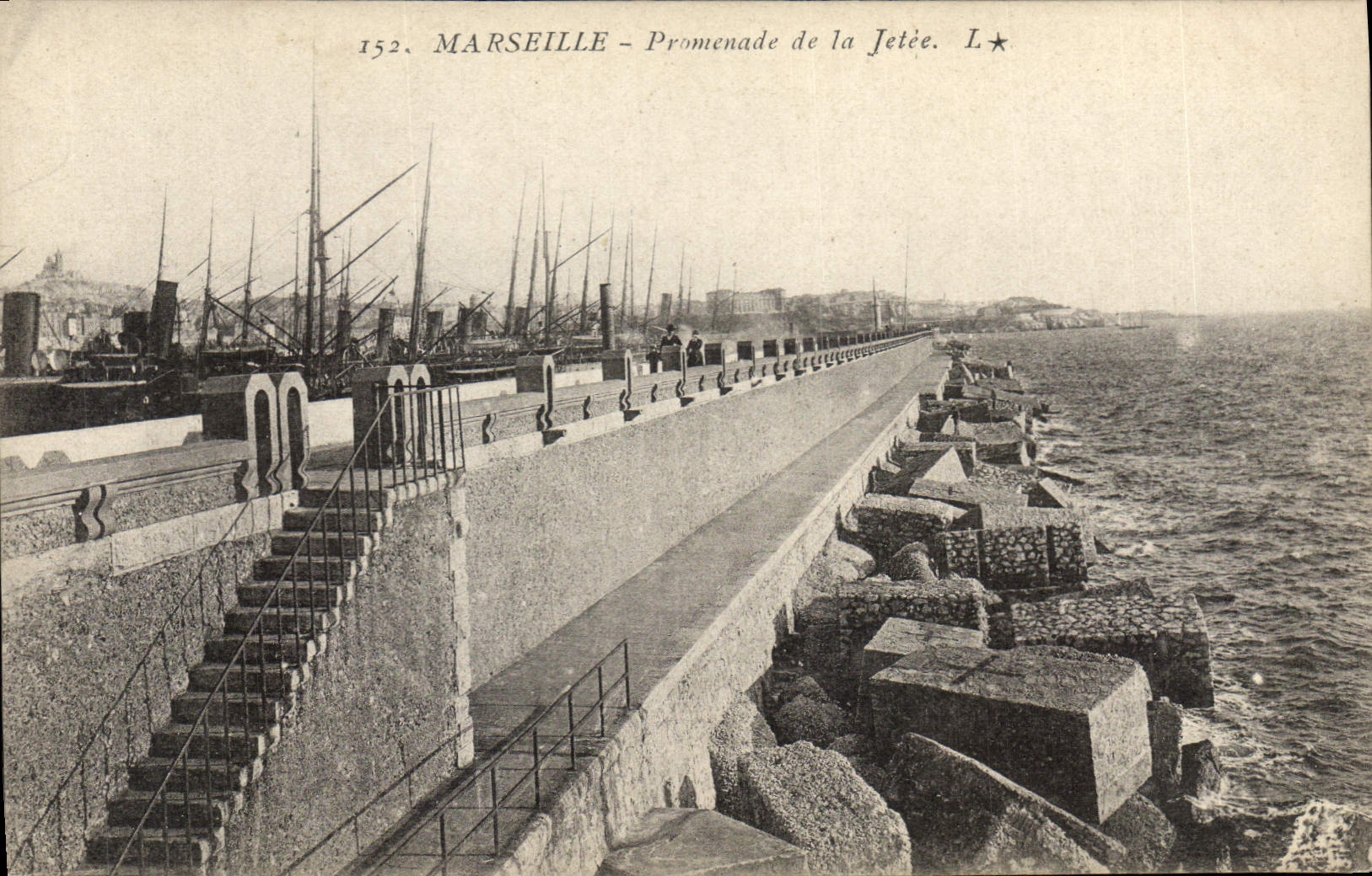 CPA Marseille Promenade de la Jetee 