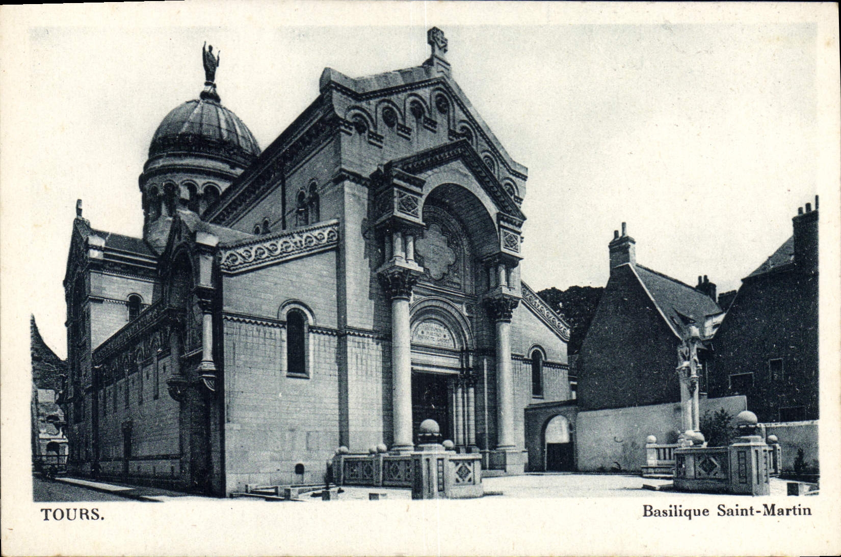 CPA Tours Basilique Saint Martin 
