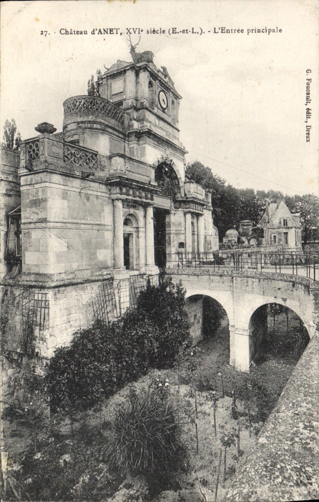 CPA Chateau d'Anet XVI siecle E et L L'Entree principale 