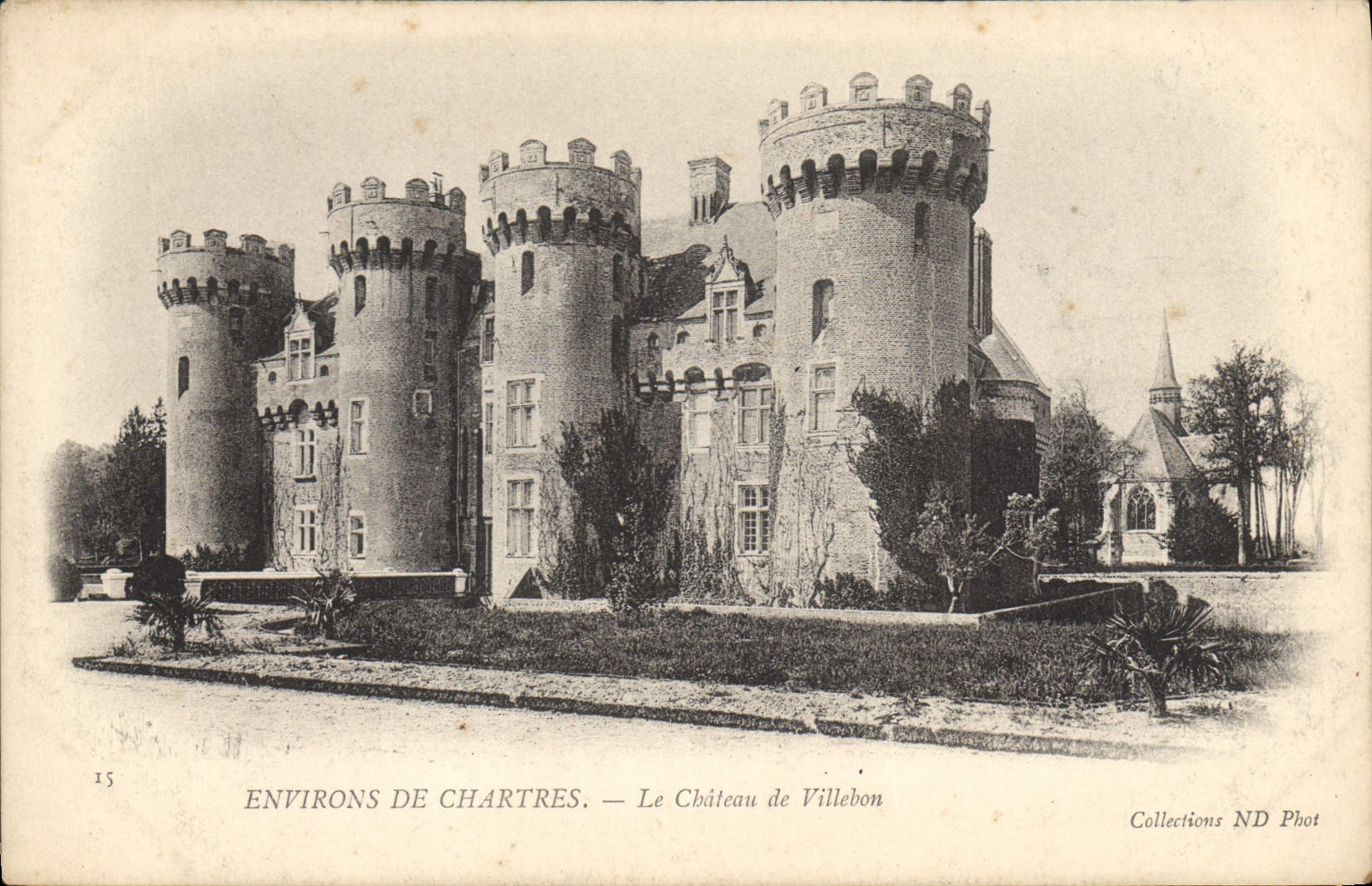 CPA Environs de Chartres Le Chateau de Villebon 
