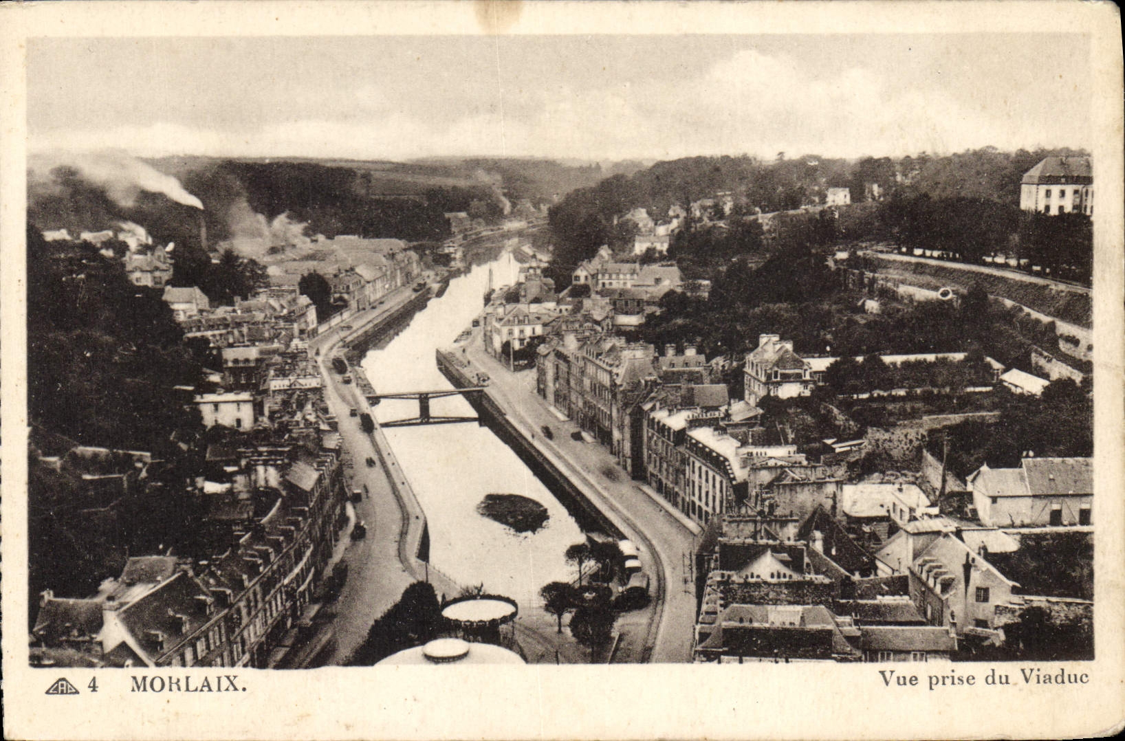 CPA Morlaix Vue prise du Viaduc 