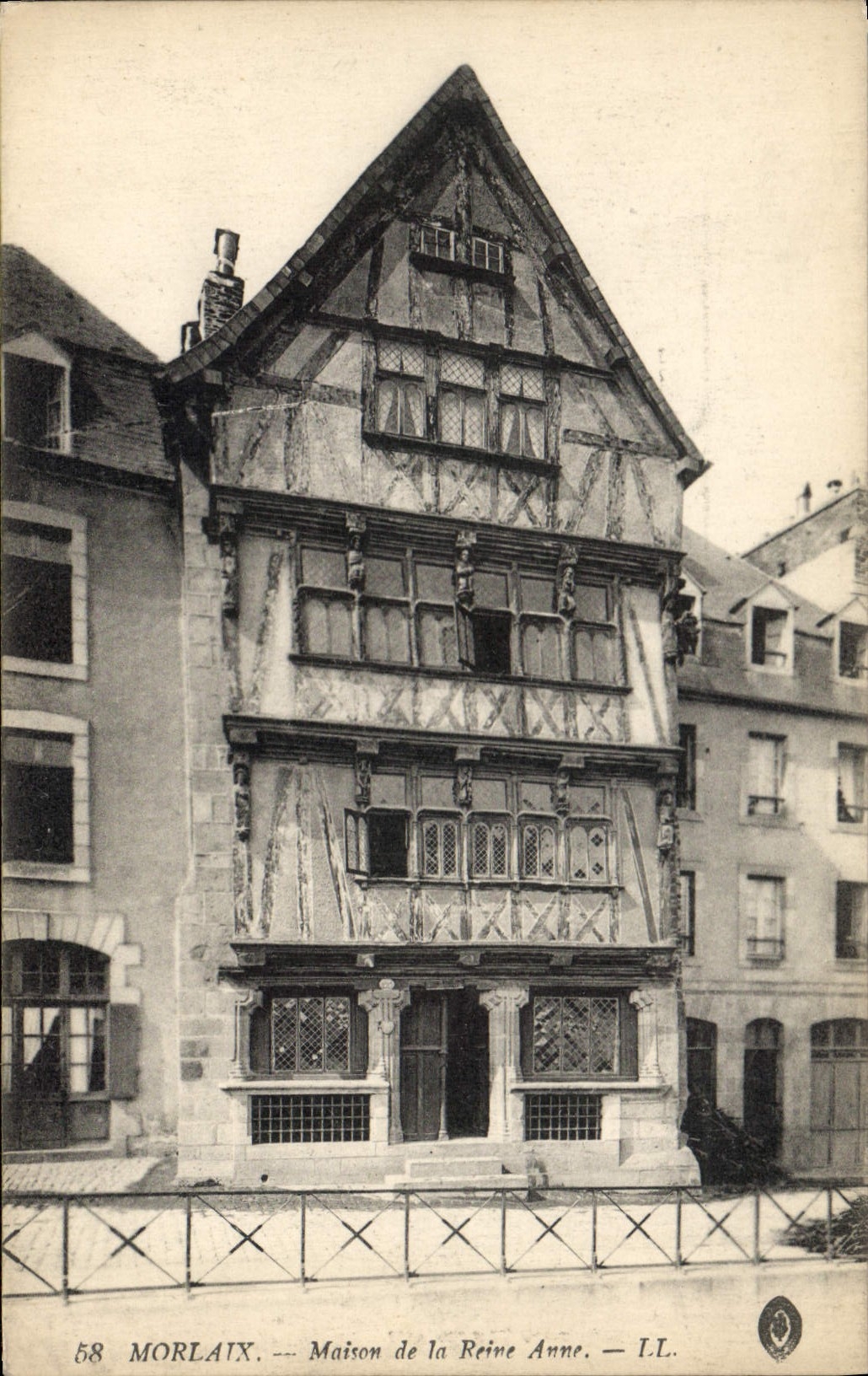CPA Morlaix Maison de la Reine Anne 
