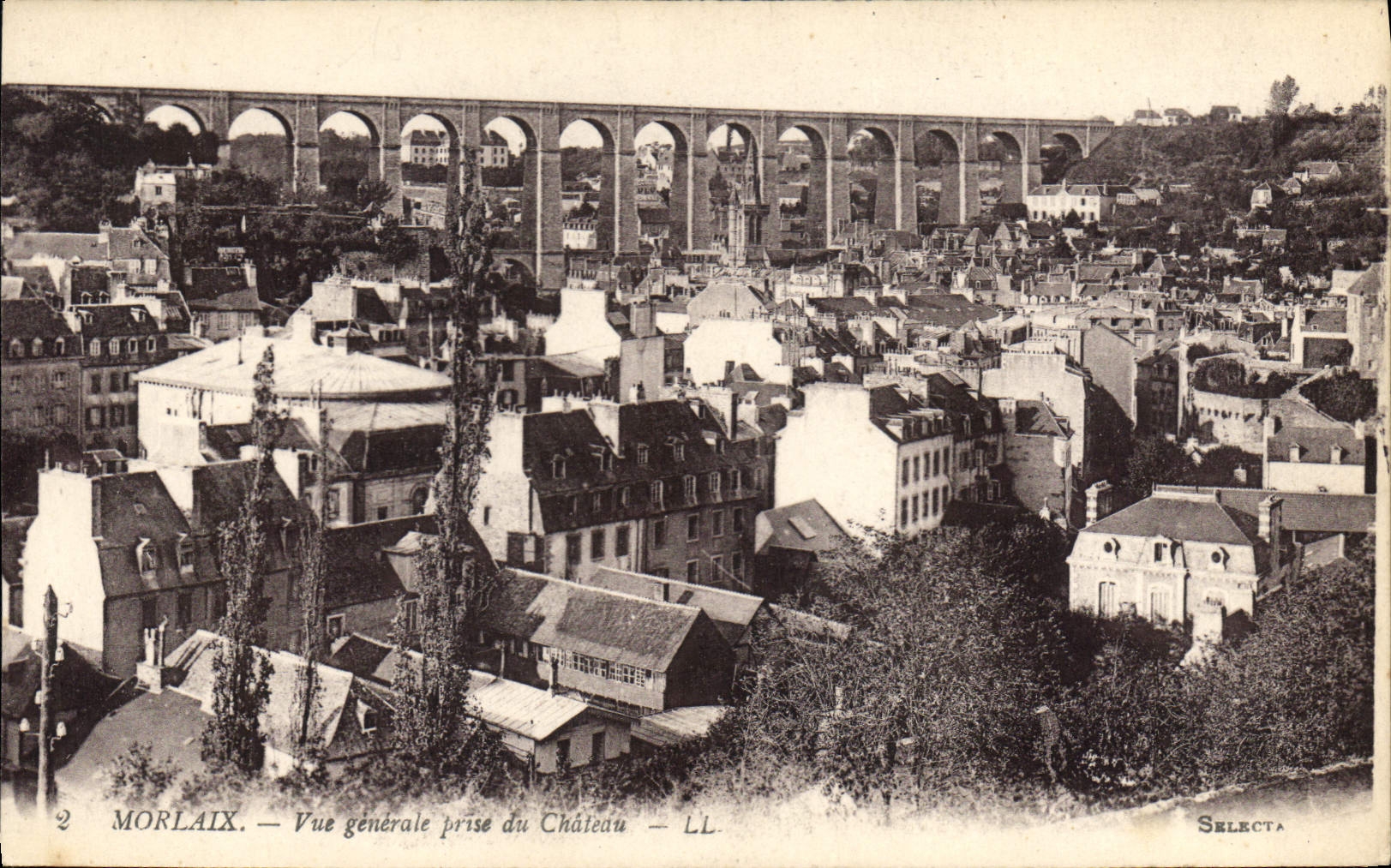 CPA Morlaix Vue generale prise du Chateau