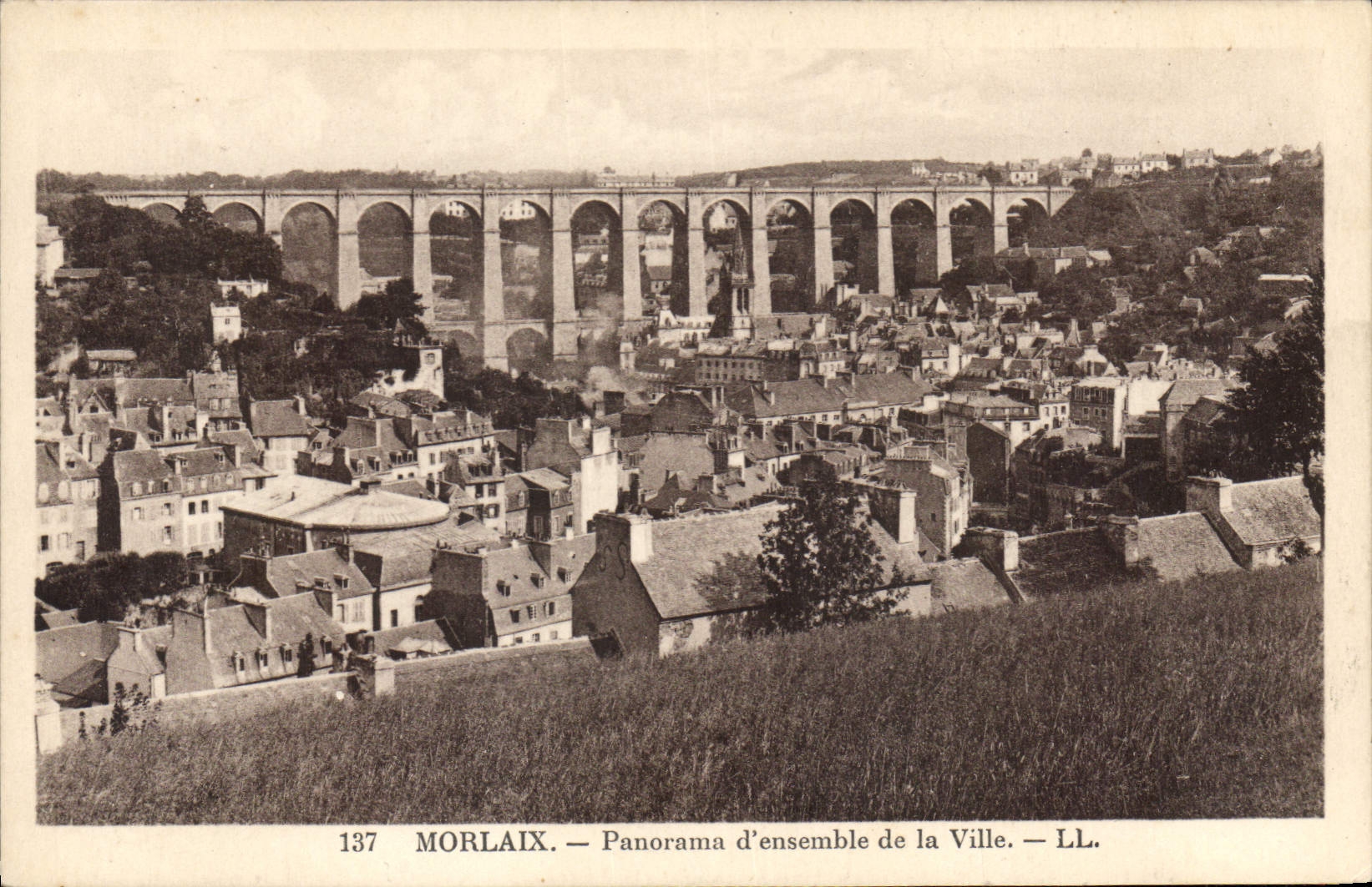 CPA Morlaix Panorama d'Ensemble de la Ville 
