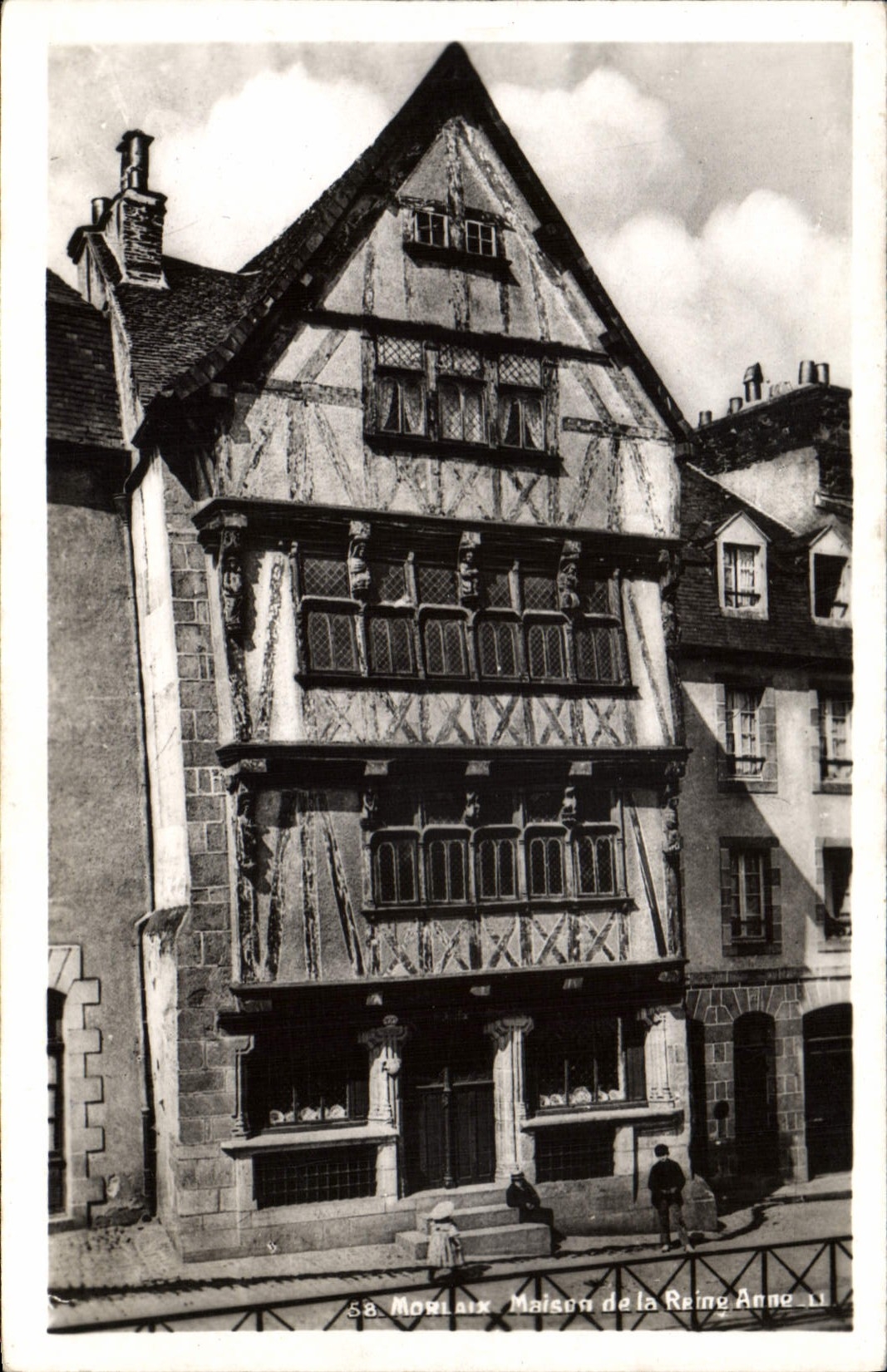 CPA Morlaix Maison de la Reine Anne 