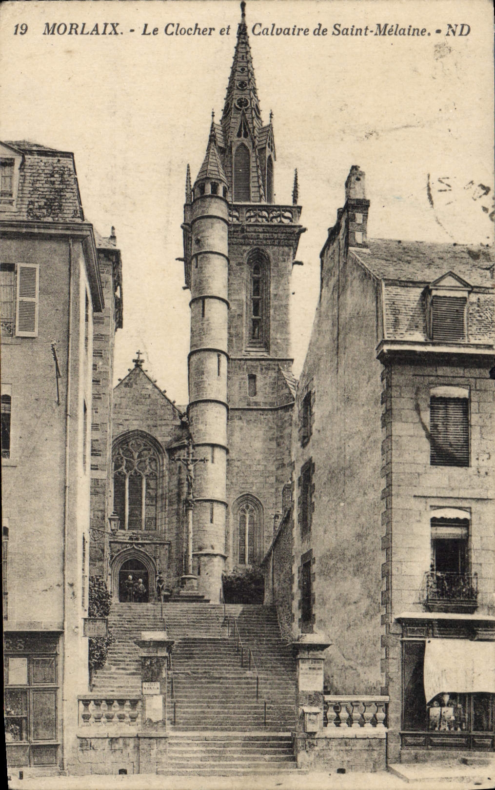 CPA Morlaix Le Clocher et Calvaire de Saint Melaine 