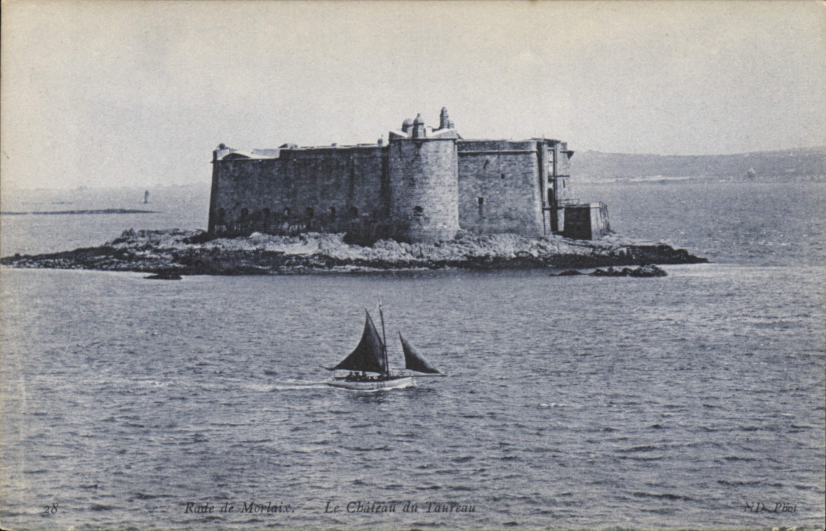CPA Morlaix Le Chateau du Taufeau 