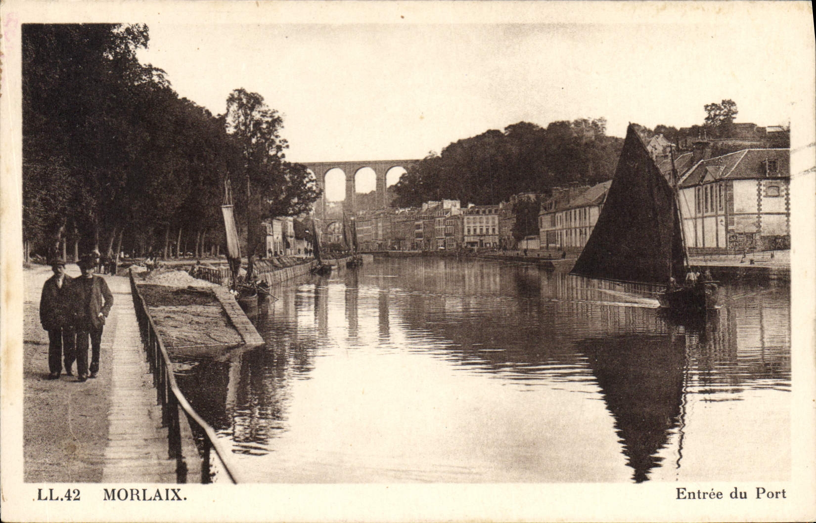 CPA Morlaix Entree du Port 