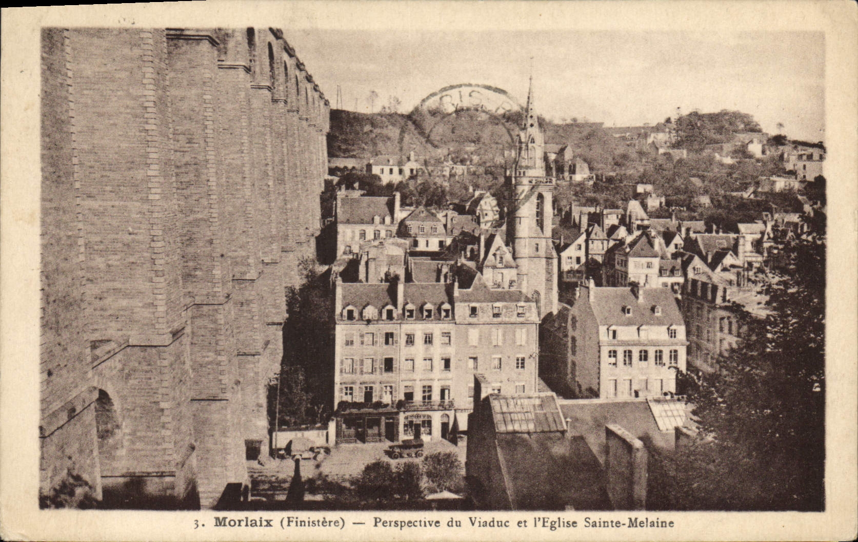 CPA Morlaix Finistere Perspective du Viaduc et l'Eglise Sainte Melaine 