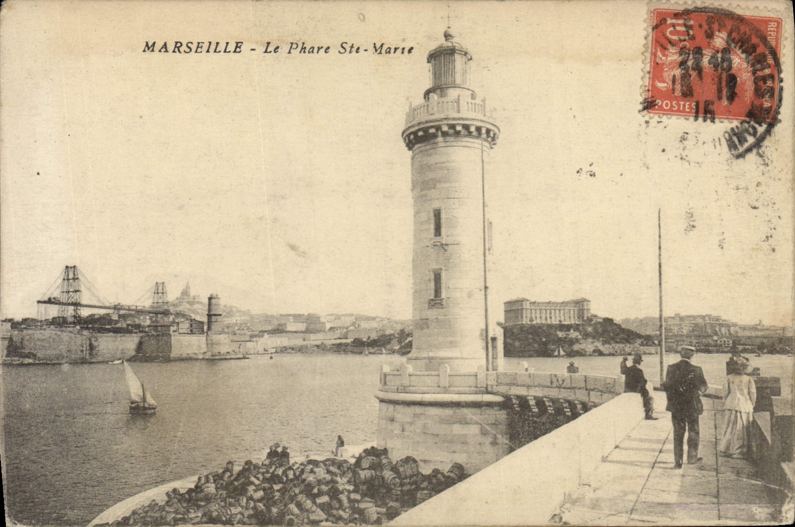 CPA Marseille Le Phare Ste Marie