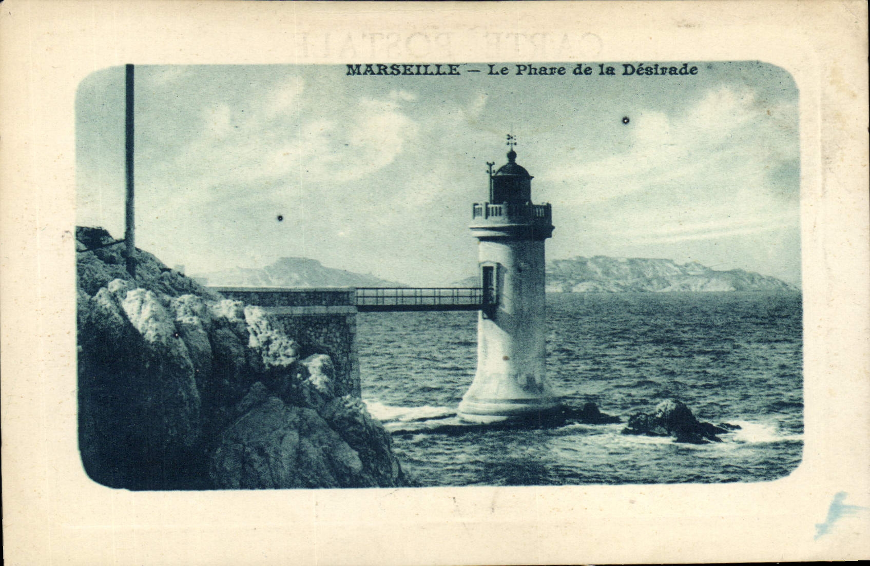 CPA Marseille Le Phare de la Desirade