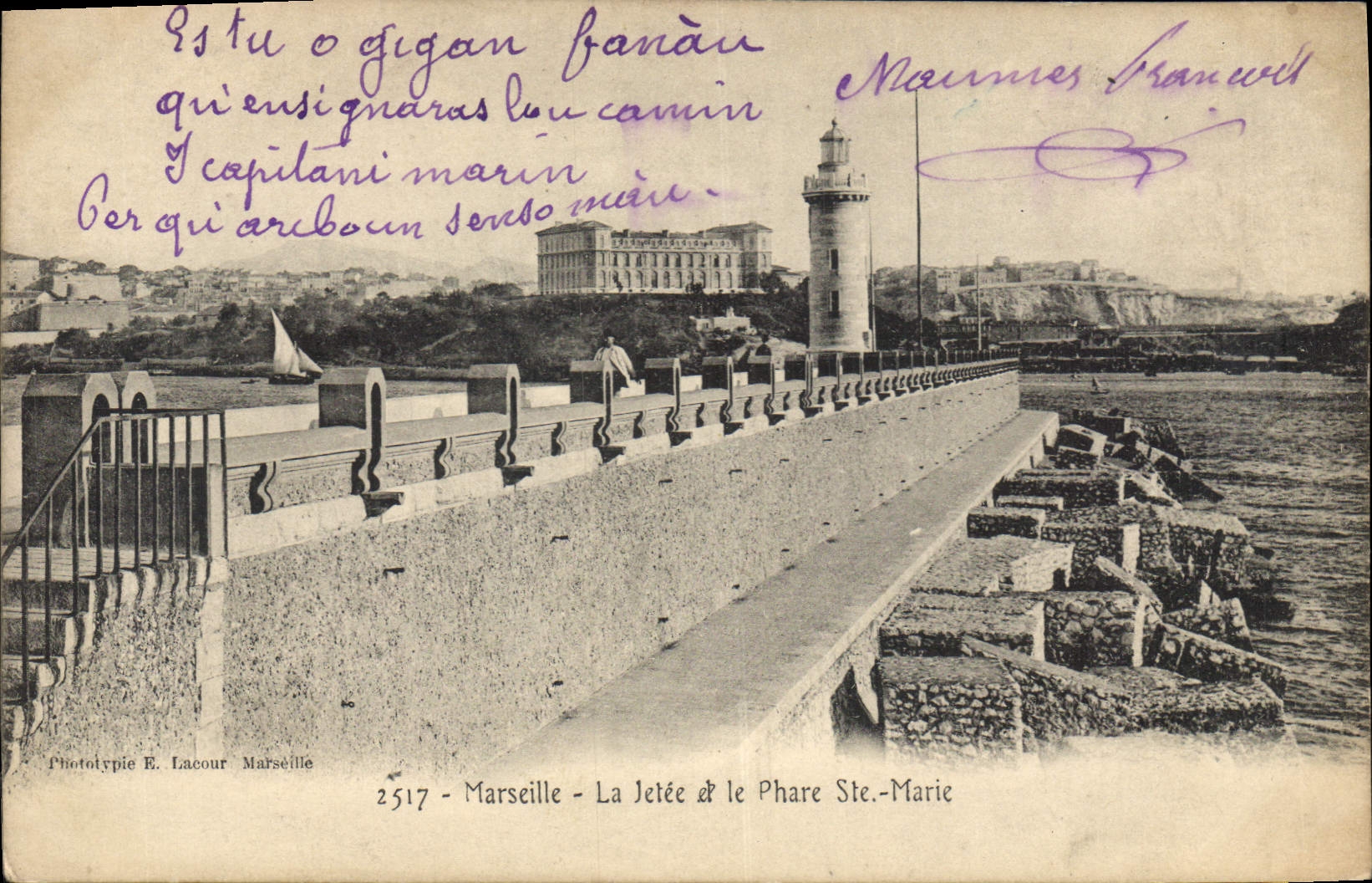 CPA Marseille le Jetee et le Phare Ste Marie