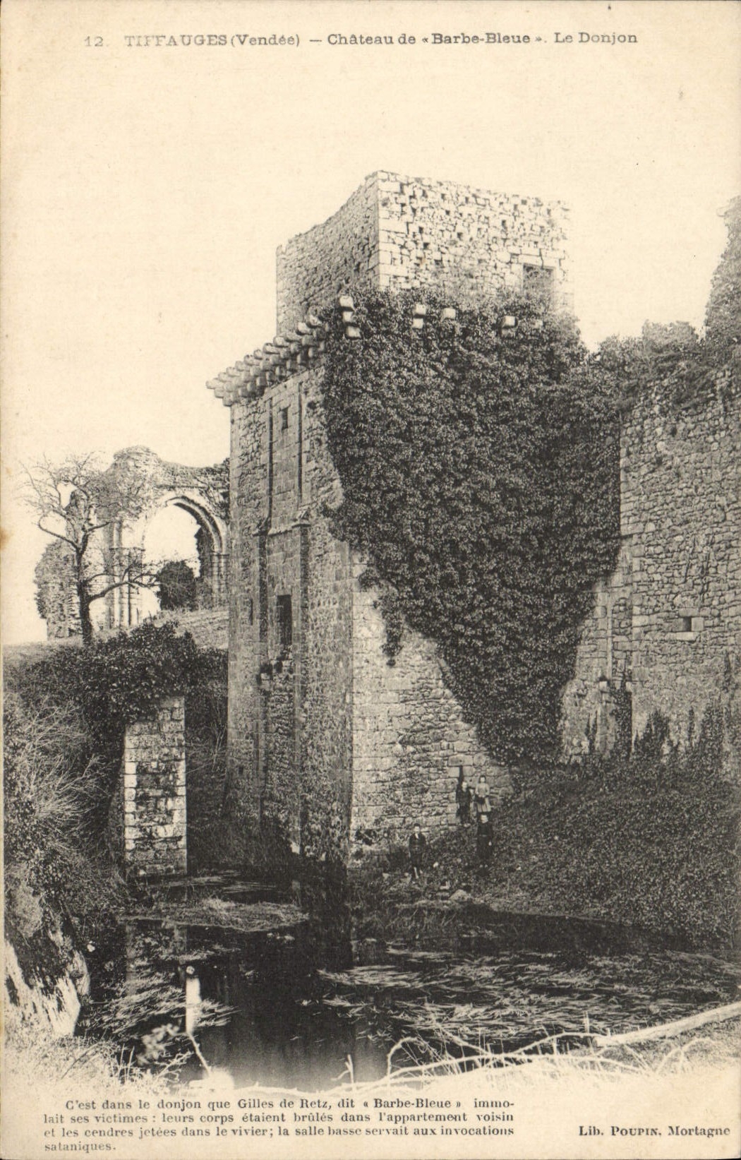 CPA Tiffauges vendee chateau de Barbe Bleue le Donjon 