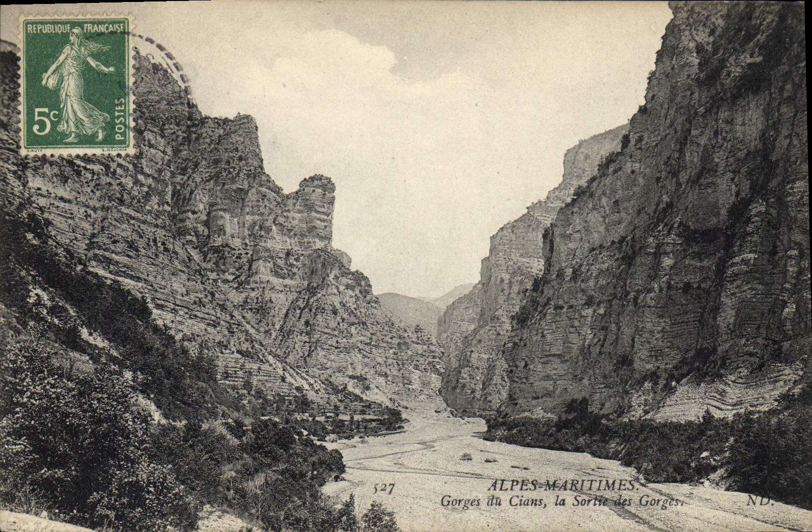 CPA Alpes Maritimes Gorges du Cians la Sortie des Gorges