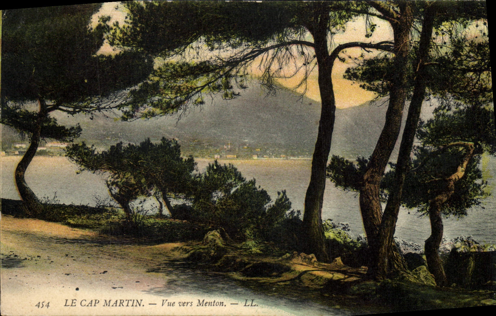 CPA Le Cap Martin Vue vers Menton