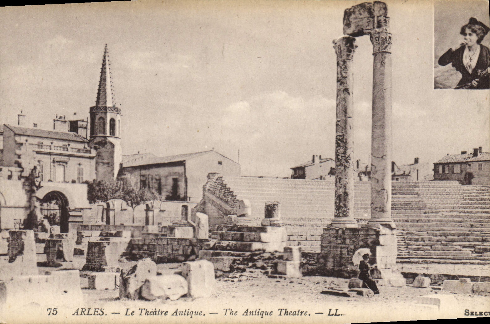 CPA Arles Le Theatre Antique 