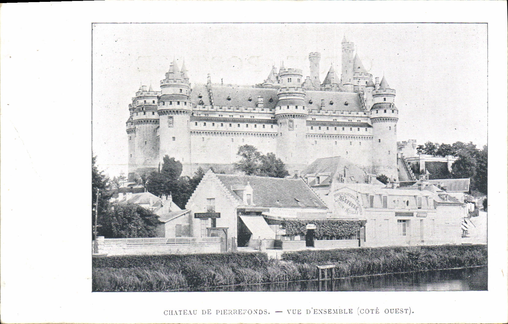 CPA Chateau de Pierrefonds vue D'Ensemble Cote Ouest 