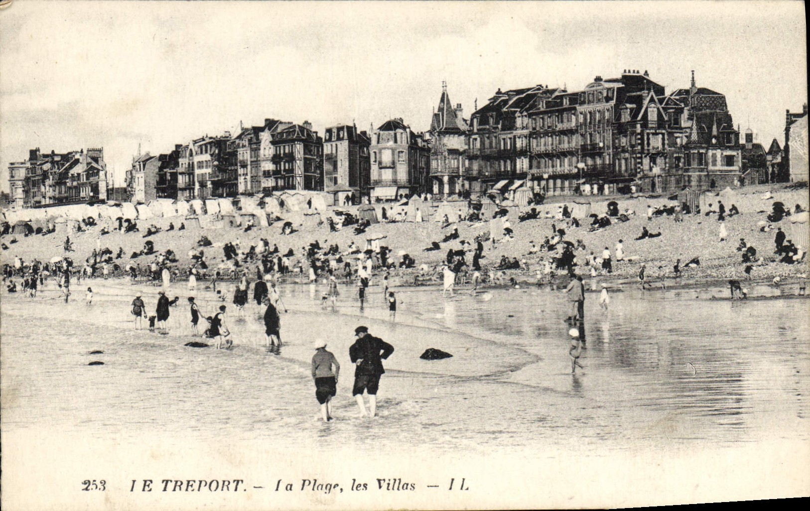 CPA Le Treport La Plage les Villas 