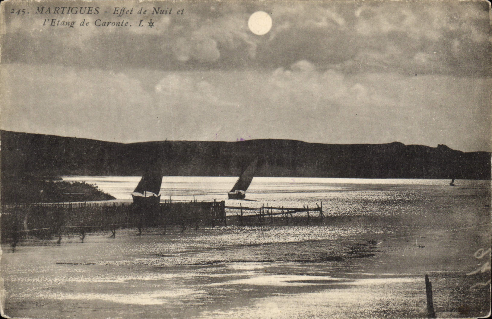 CPA Martigues Effet de Nuit et I'Etang de Caronte