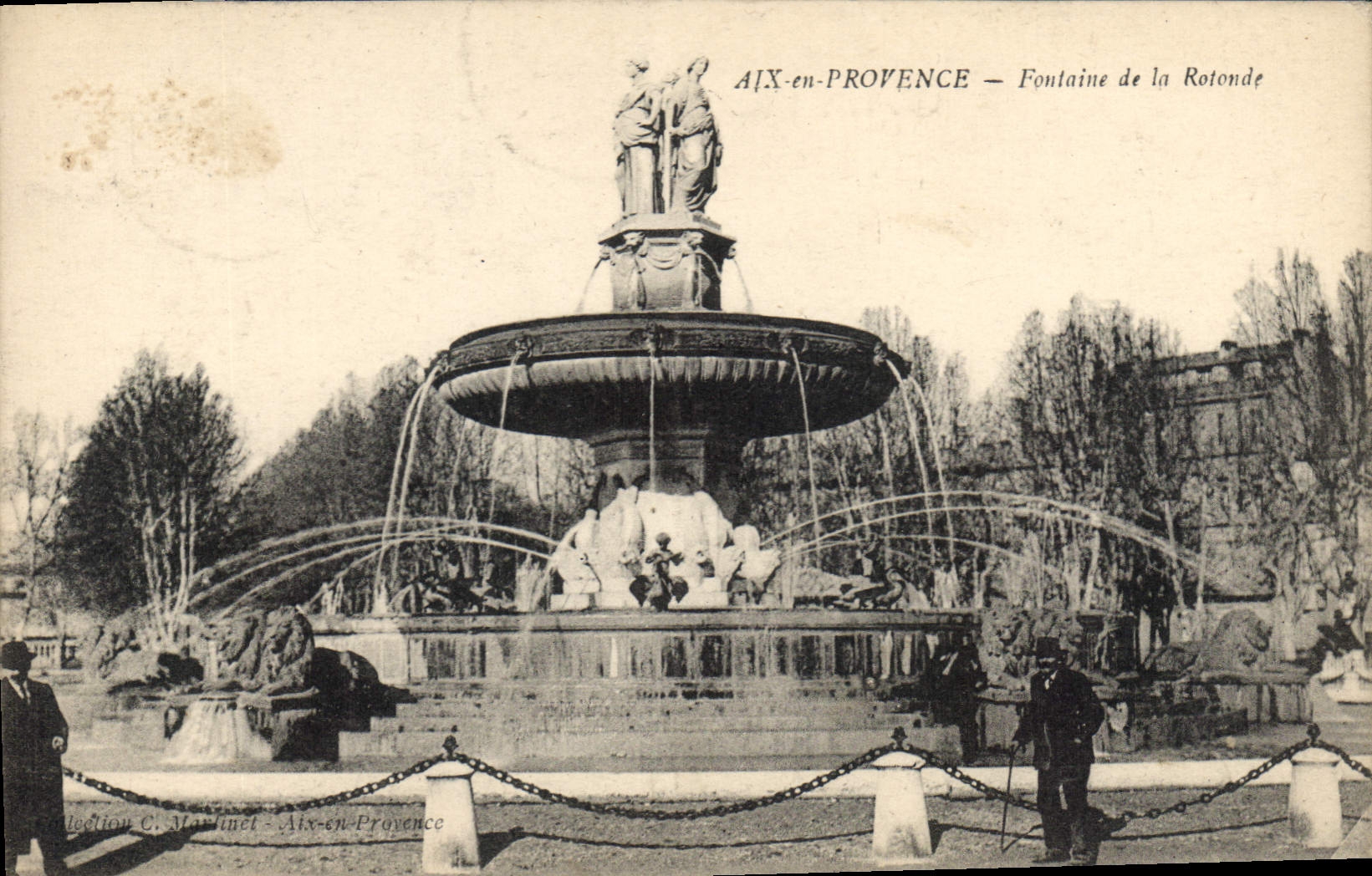 CPA Aix en Provence Fontaine de la Rotonde 