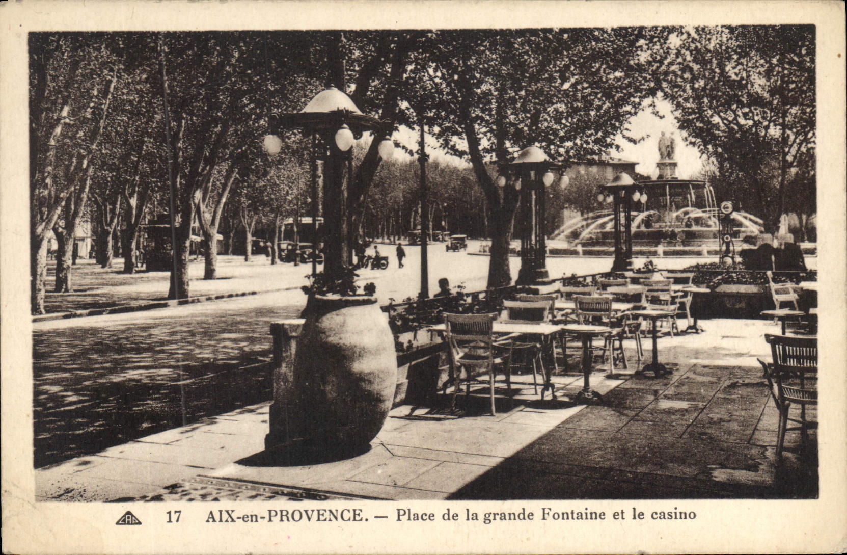 CPA Aix en Provence Place de la grande Fontaine et le casino 