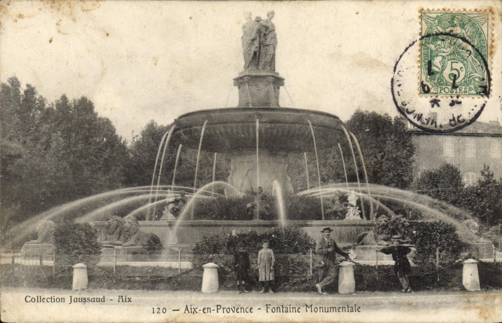 CPA Aix en Provence Fontaine Monumentale 