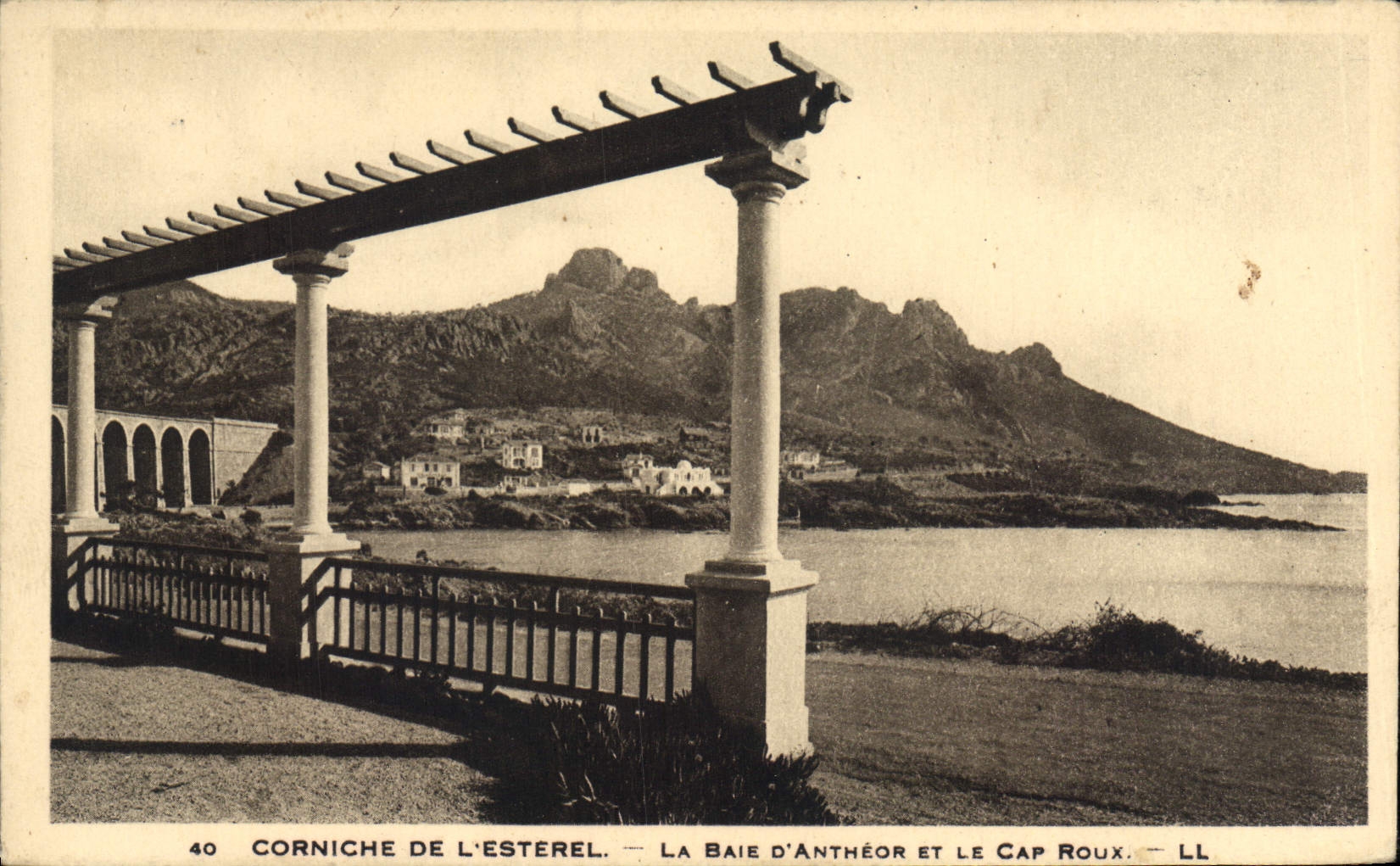 CPA Corniche de L'Esterel La Bae d'Antheor et le Cap Roux 