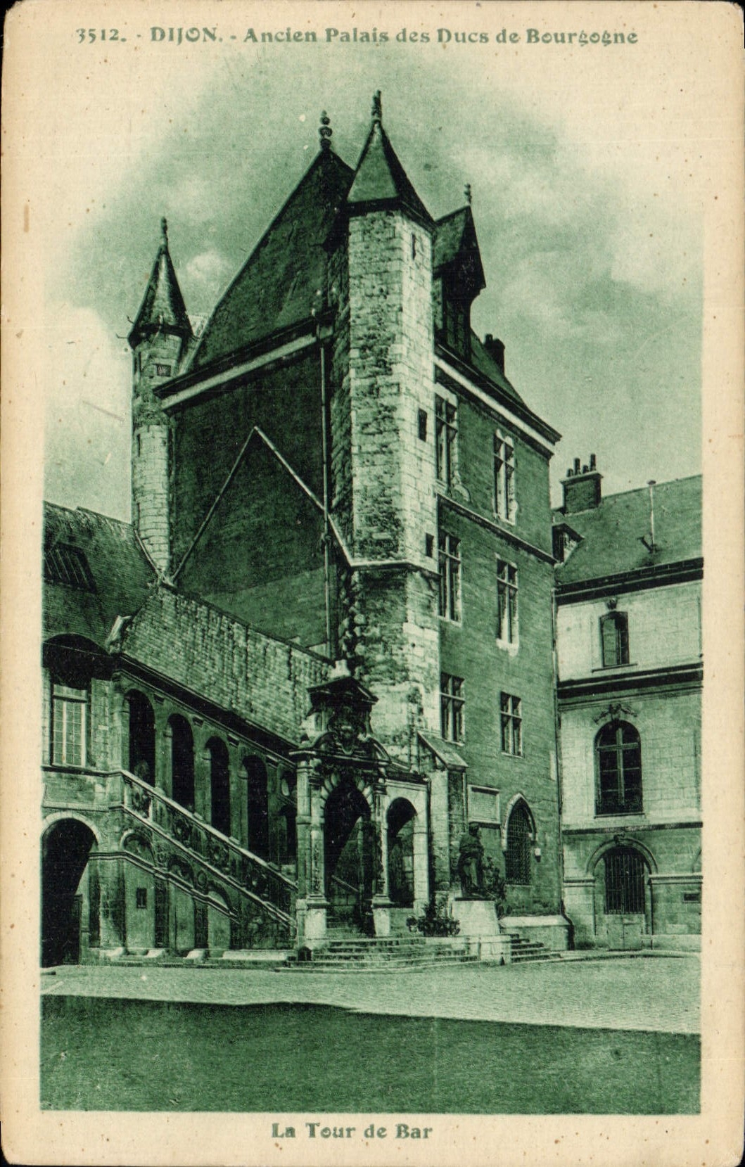 CPA Dijon Ancien Palais des Ducs de Bourgogne 