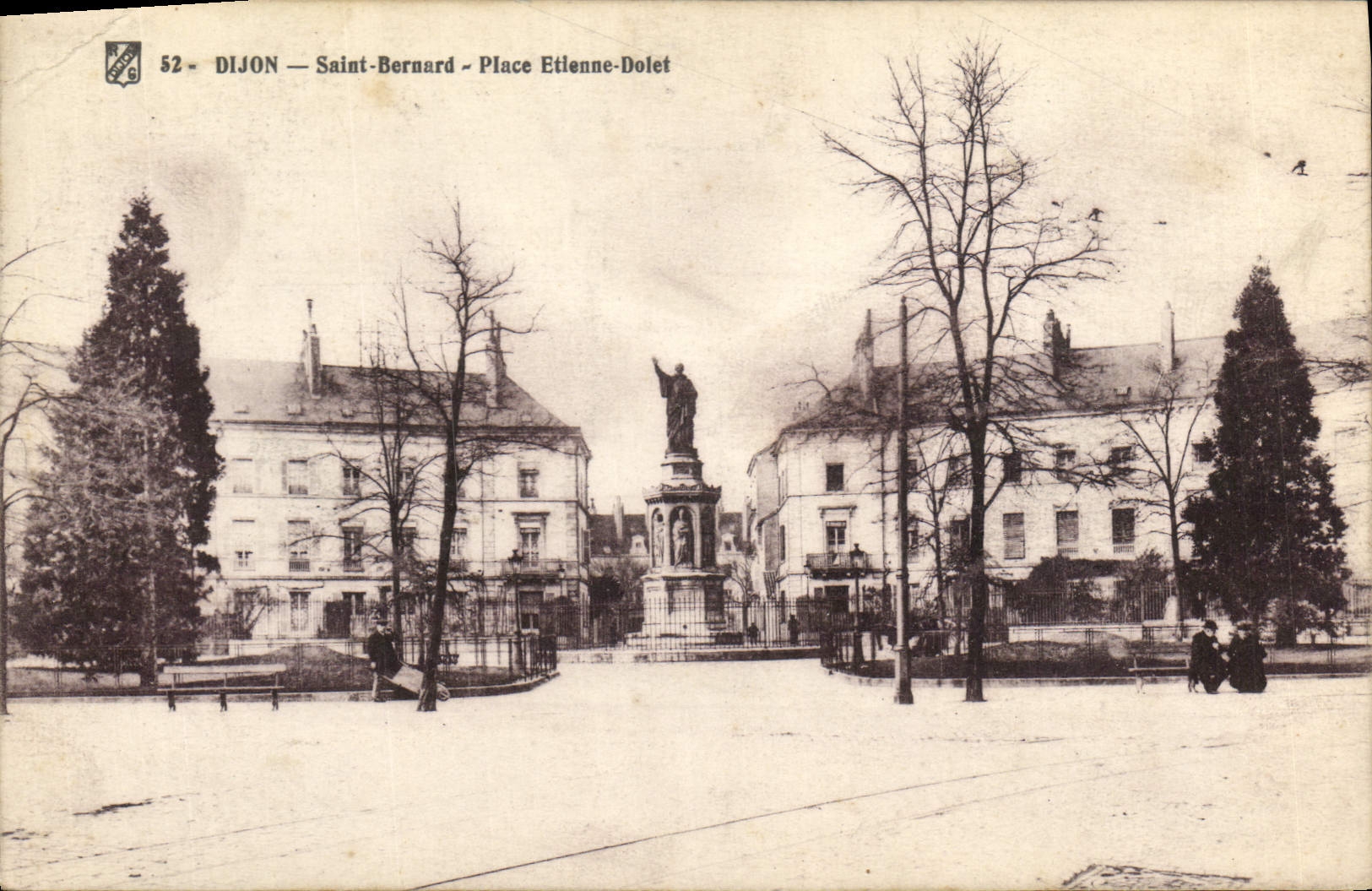 CPA Dijon Saint Bernard Place Etienne Dolet